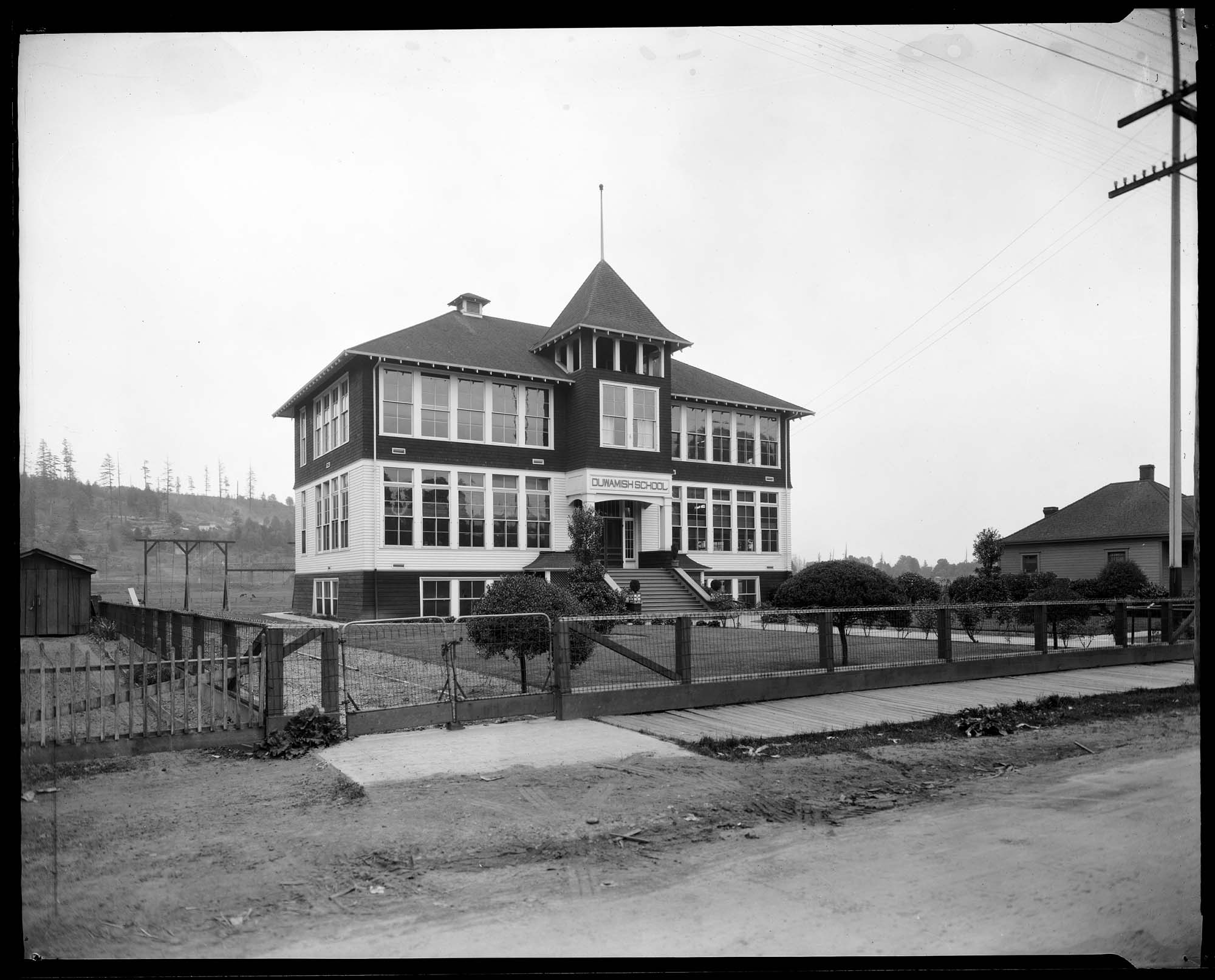Image of Duwamish School, circa 1920