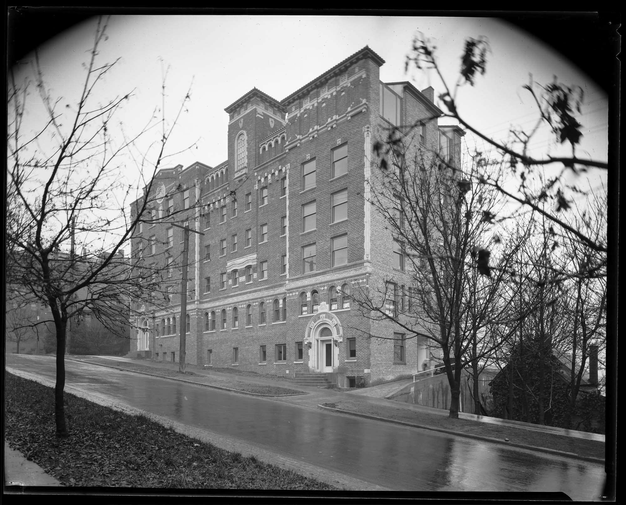 Image of First building at Virginia Mason Hospital, circa 1920