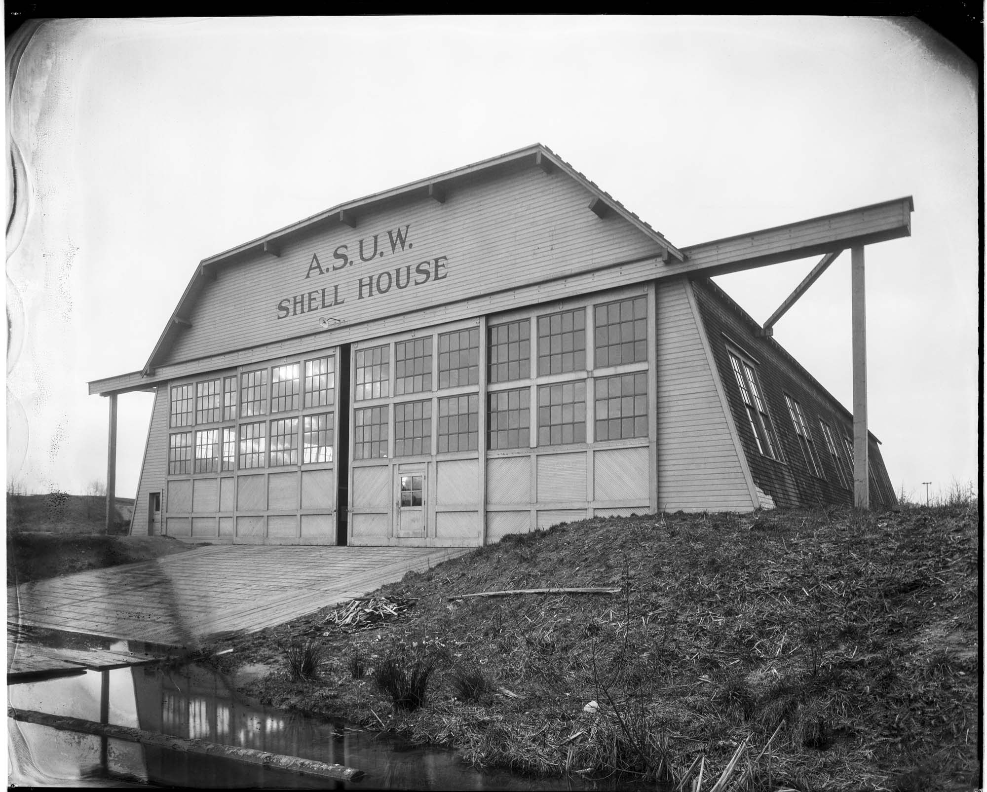 Image of University of Washington shellhouse, Seattle, circa 1923