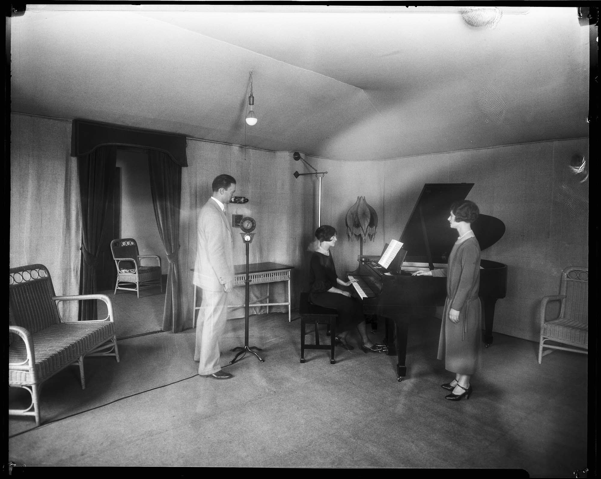 Image of Radio station KFOA at Rhodes department store, 1923