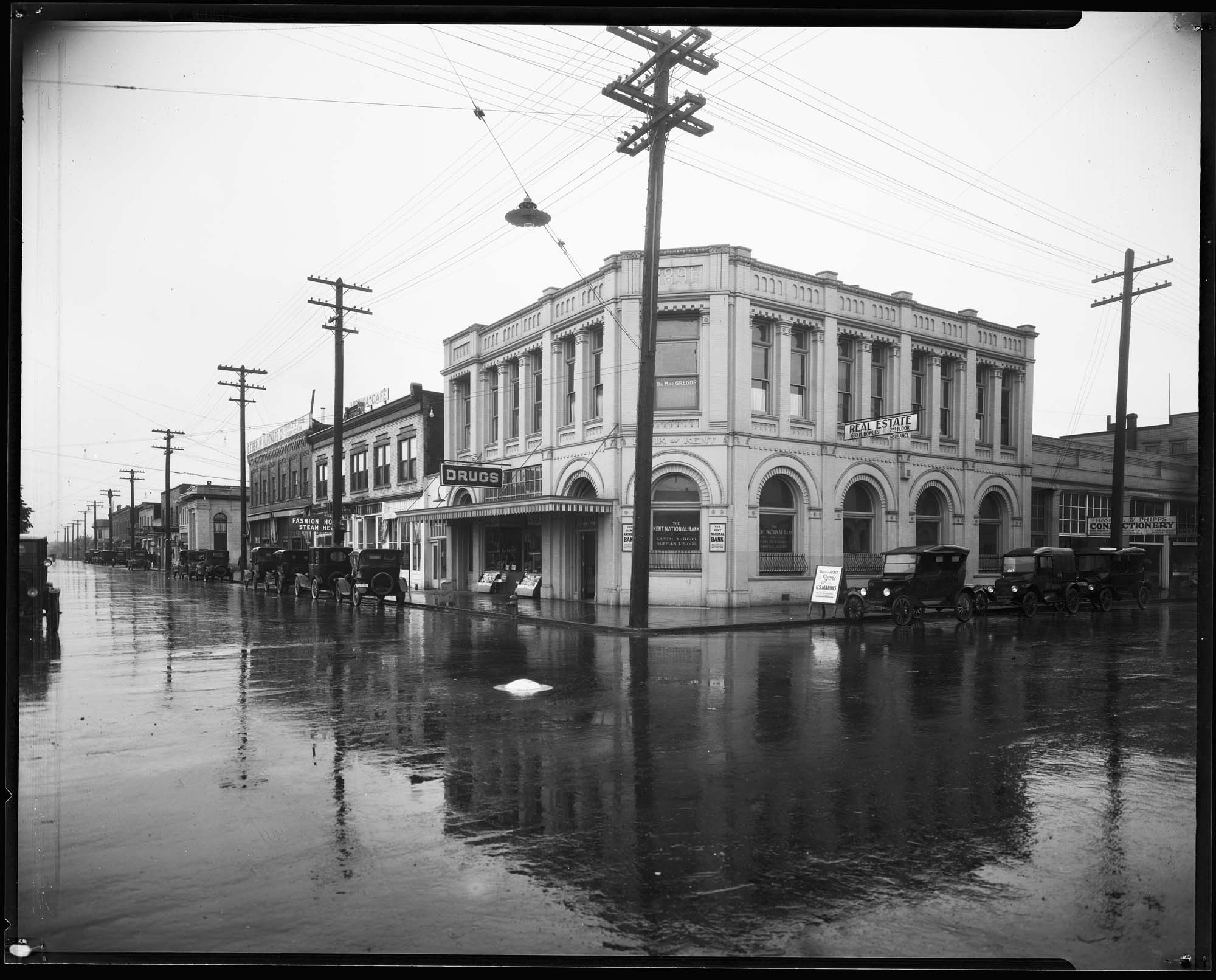 Image of Kent business district, 1925