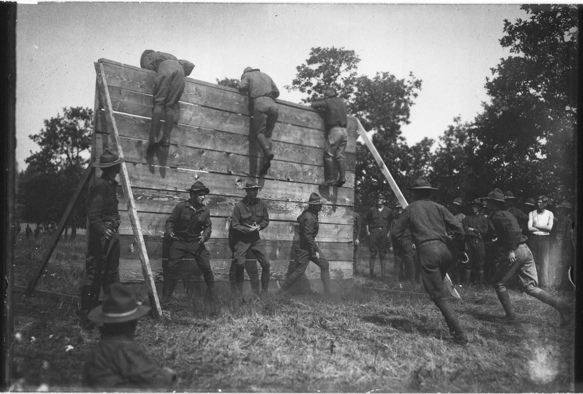Image of National Guard training, probably in Seattle, June 26, 1925