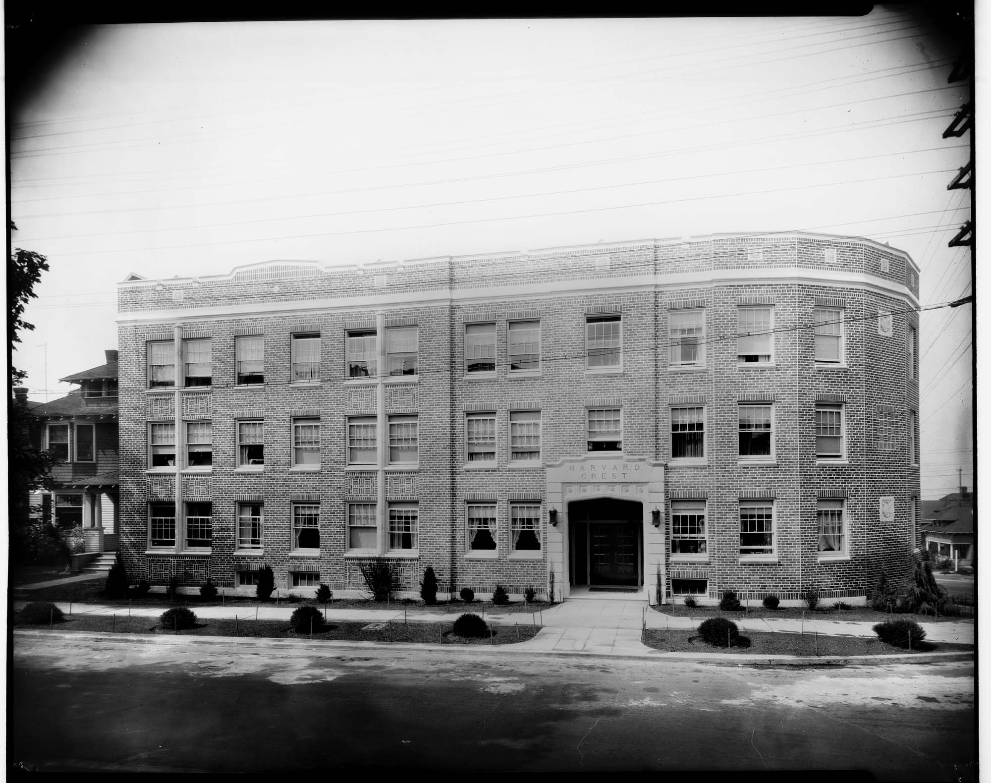 Image of Harvard Crest Apartments, Seattle, circa 1926