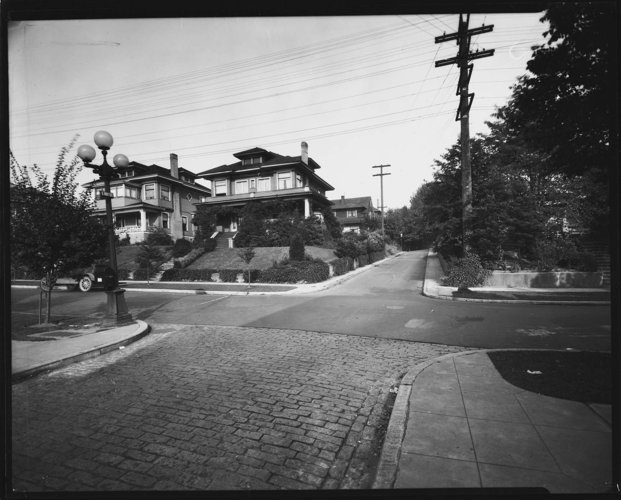 Image of Capitol Hill residential street, Seattle, circa 1926