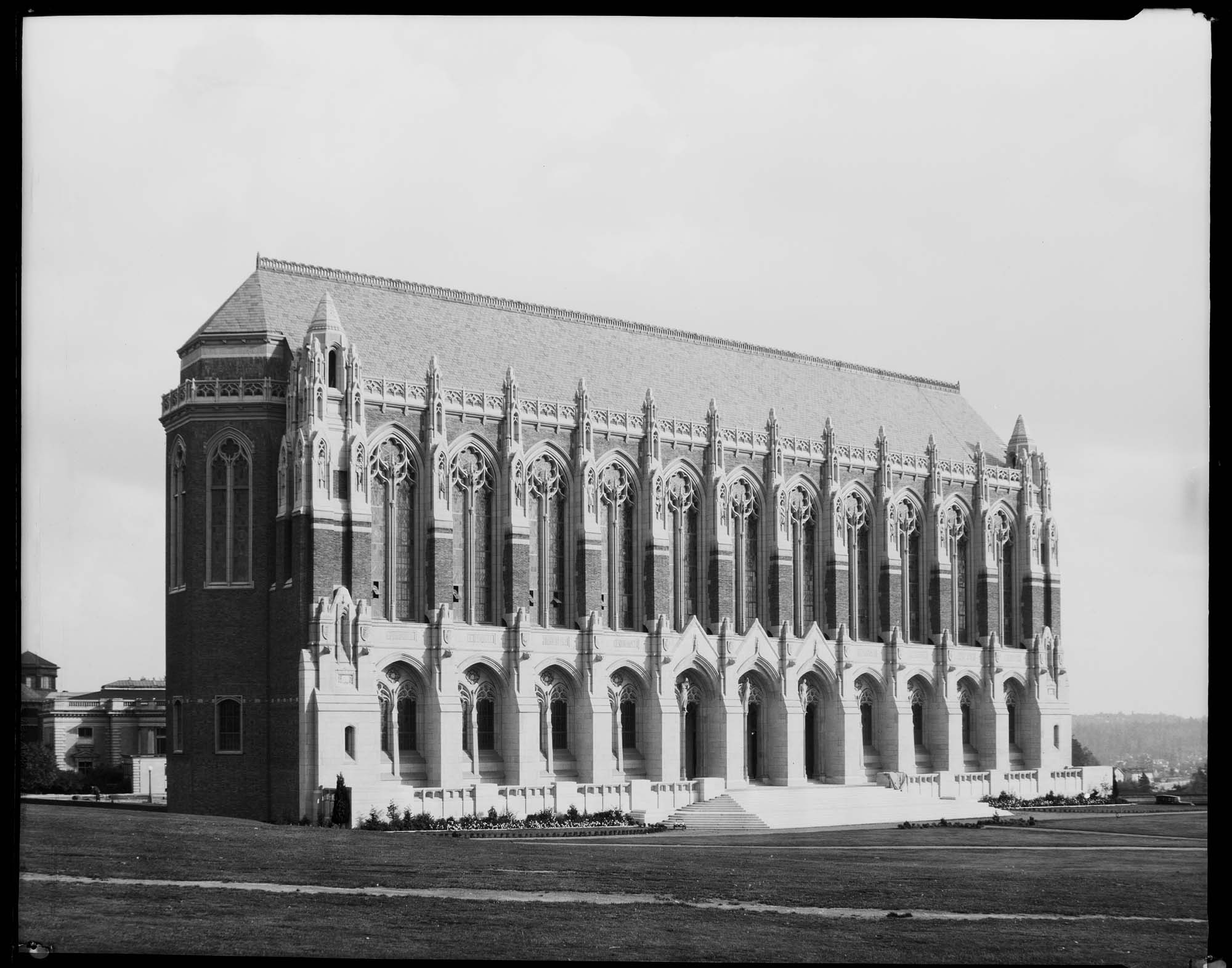 Image of First building of the University of Washington library, circa 1926