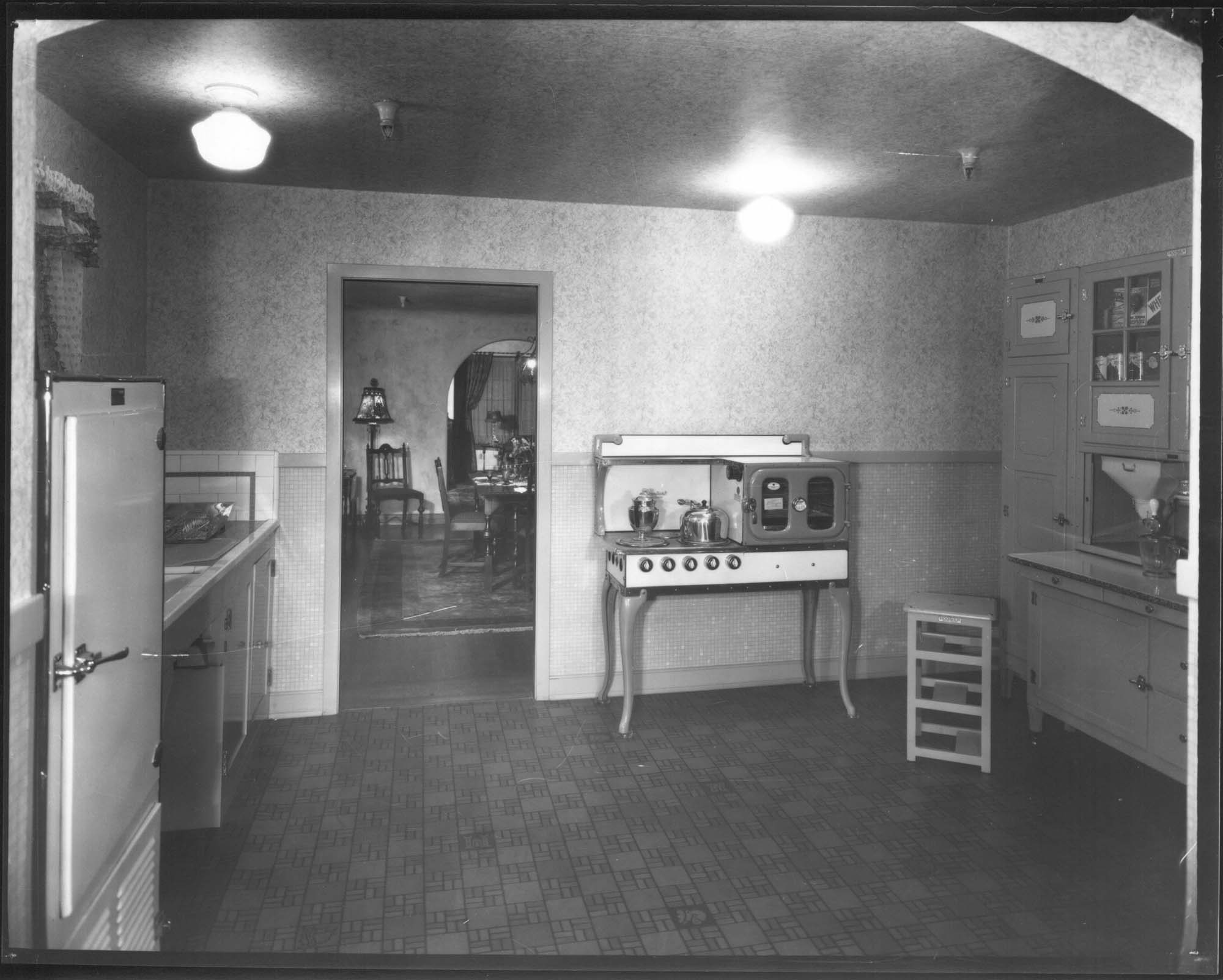 Image of Kitchen at Standard Furniture store display, Seattle, circa 1926