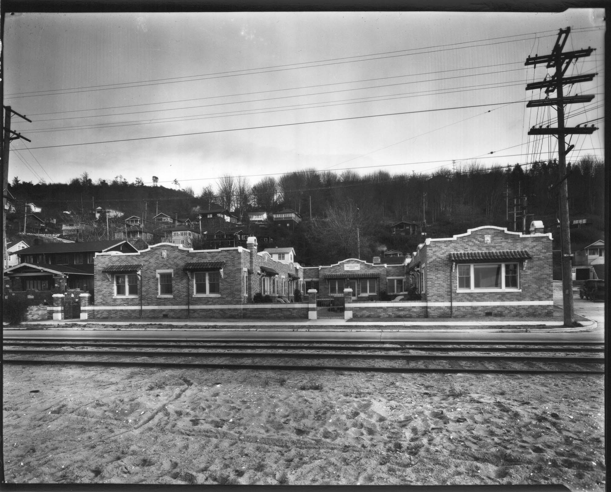 Image of Friedlander Court Apartments, Seattle, circa 1926