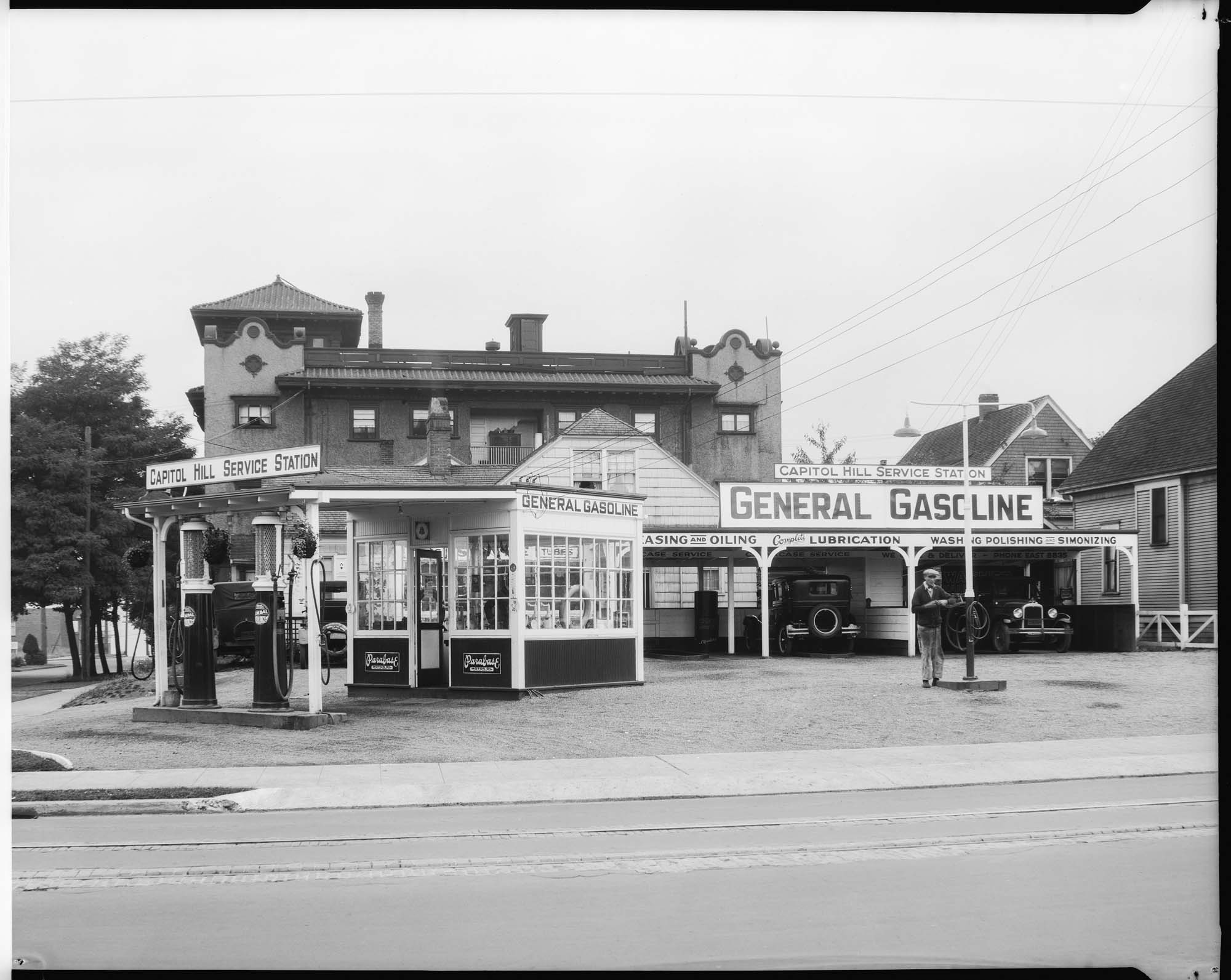Image of Capitol Hill Service Station, circa 1928