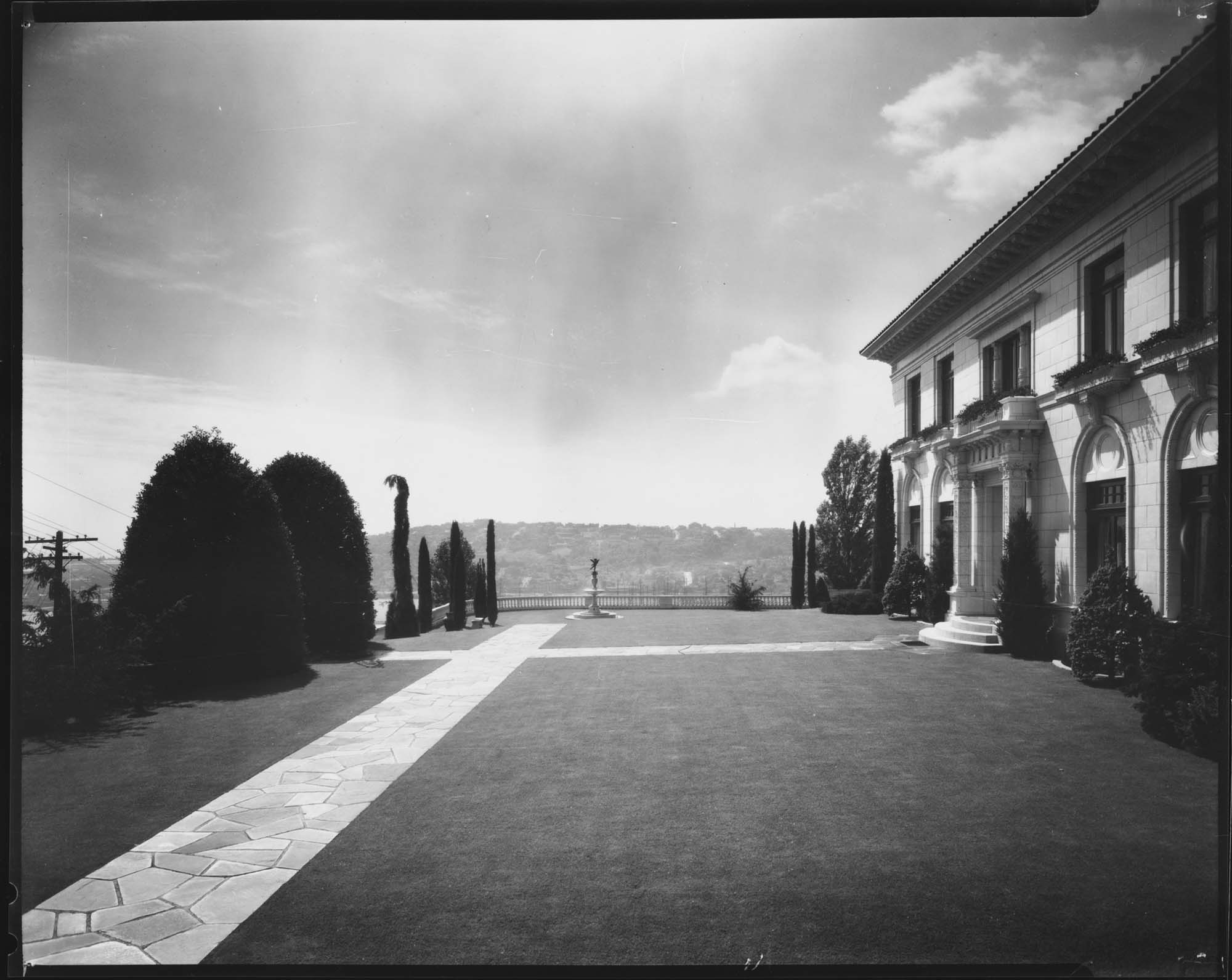 Image of Rhodes residence, Seattle, circa 1928