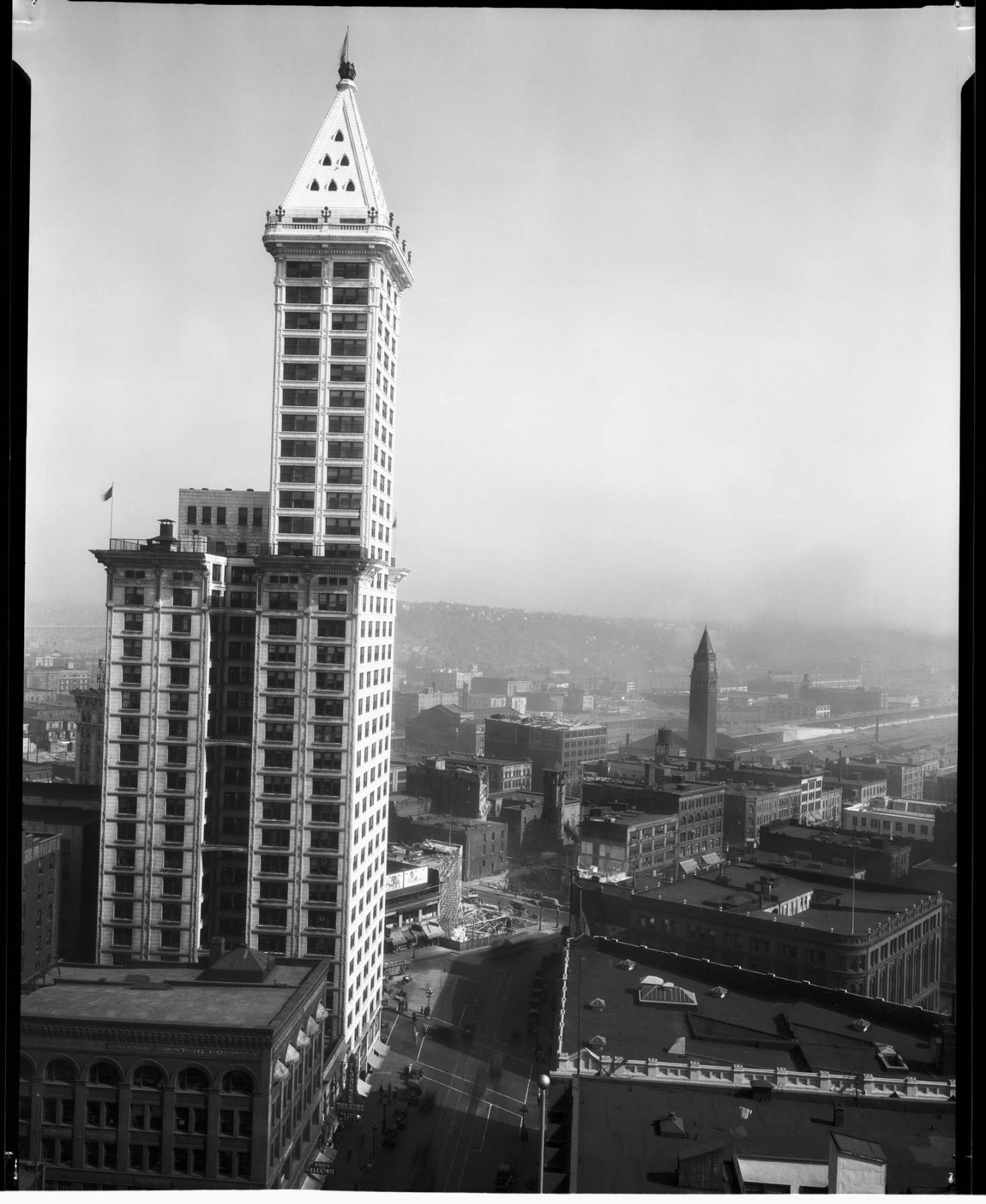 Image of Smith Tower, Seattle, circa 1928