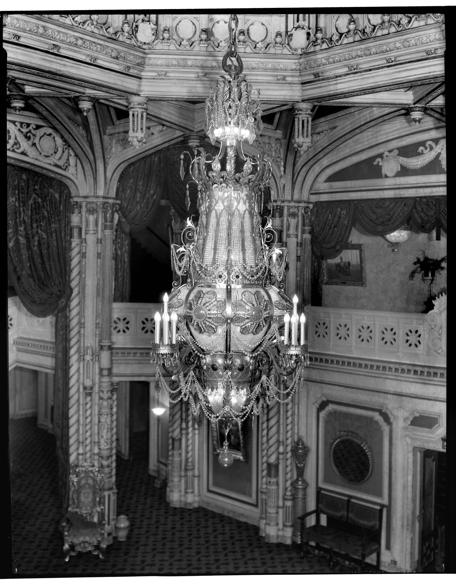 Image of Chandelier at Orpheum Theatre, Seattle, circa 1928