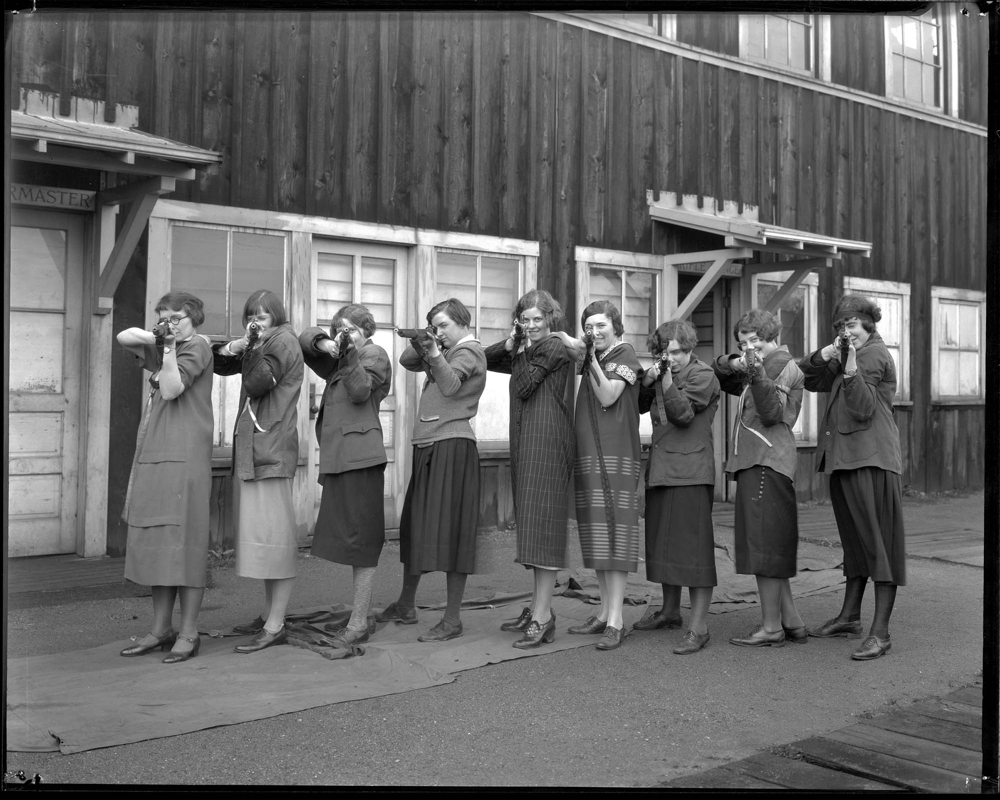 Image of Women's rifle team at the University of Washington, circa 1925