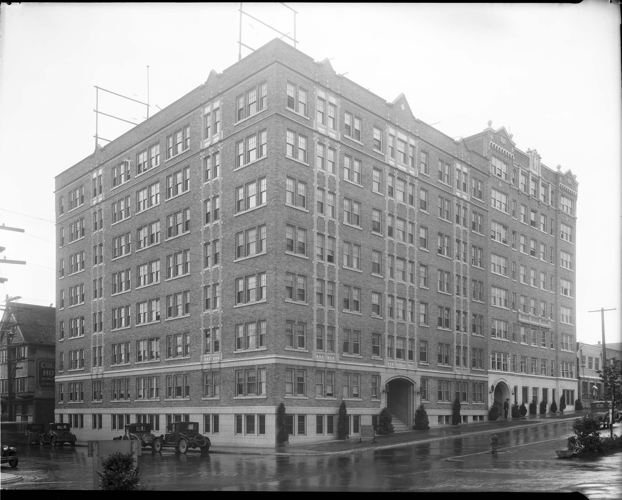 Image of Commodore and Duchess Apartments, Seattle, circa 1928