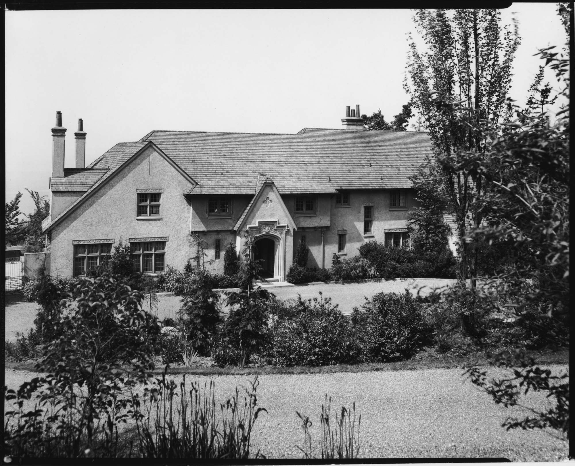 Image of Mrs. A.S. Downey residence, The Highlands, May 11, 1931