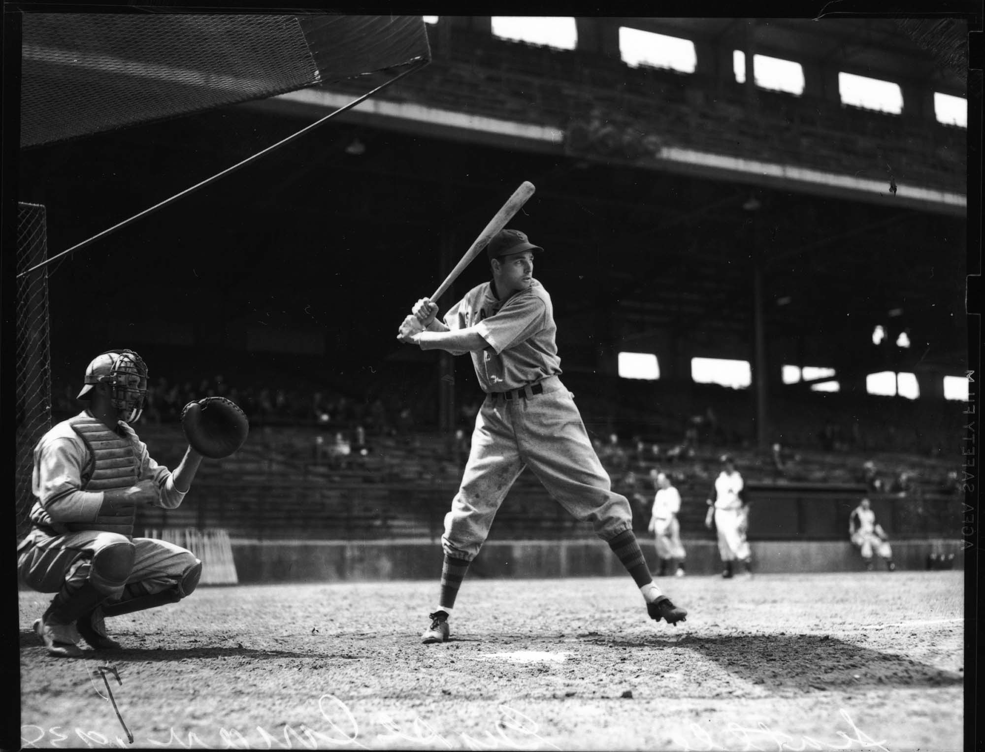 Image of Seattle Rainiers player Dick Gyselman at batting practice in Wrigley Field, Los Angeles, 1938