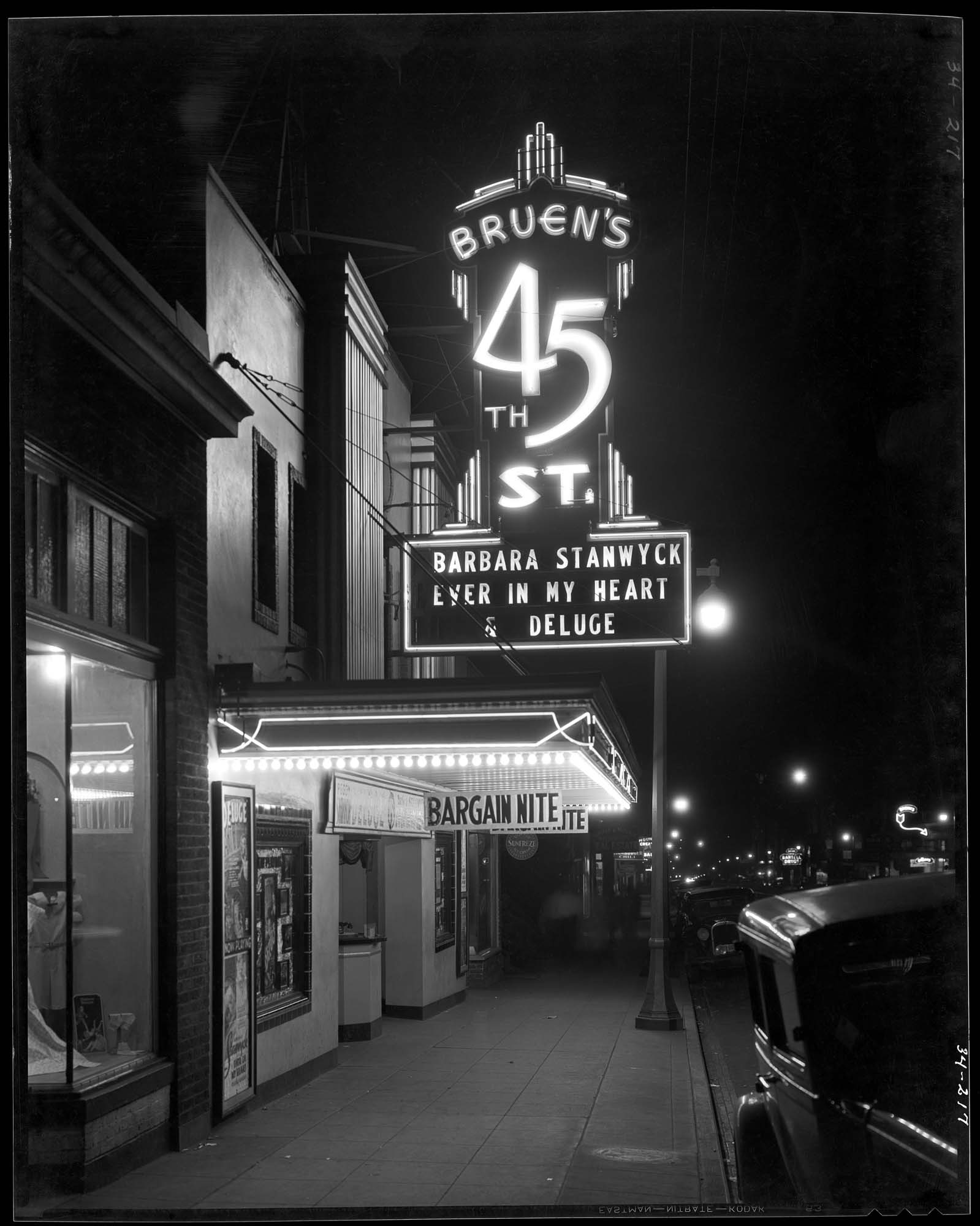 Image of Bruen's 45th Street Theatre, Seattle, 1934