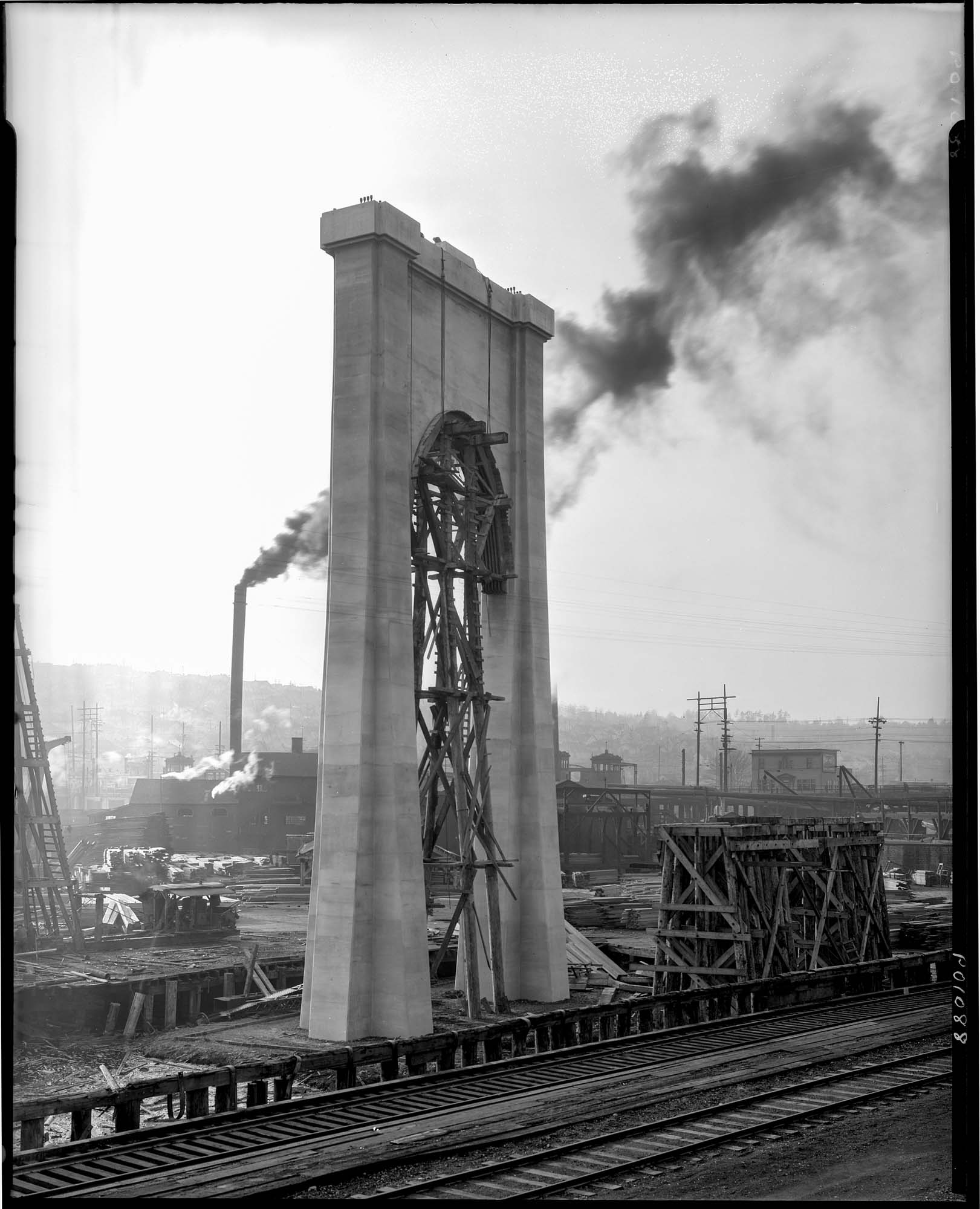 Image of Aurora Bridge under construction, circa 1931