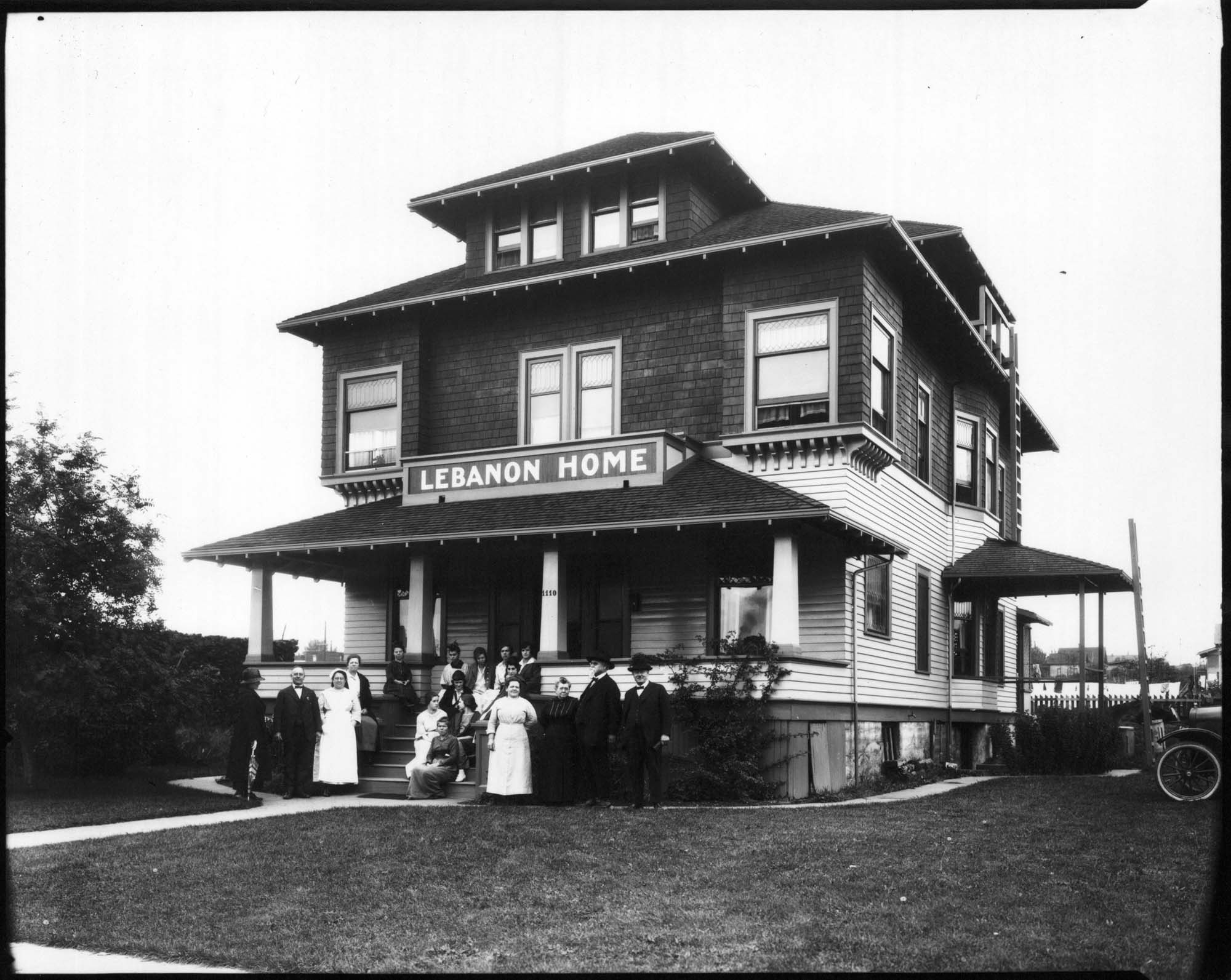 Image of Lebanon Home, circa 1920