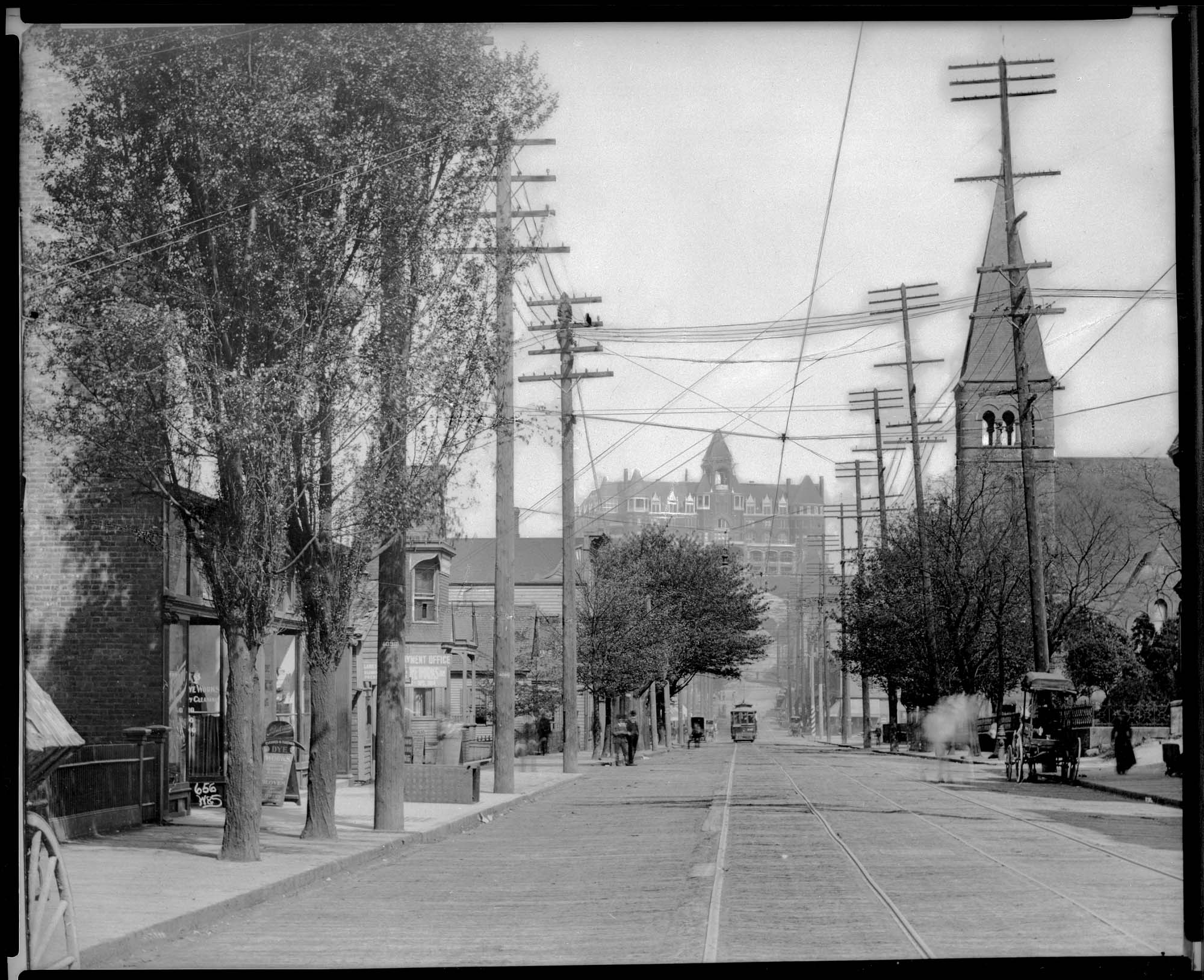 Image of Third Avenue, circa 1905