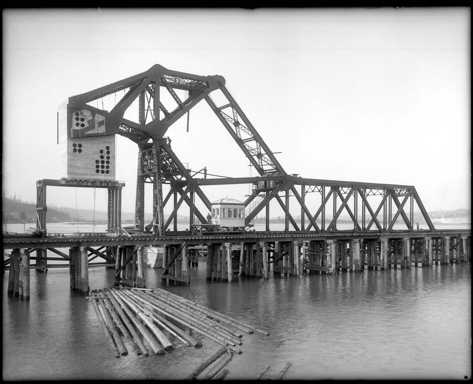 Image of Northern Pacific railroad bridge, circa 1910