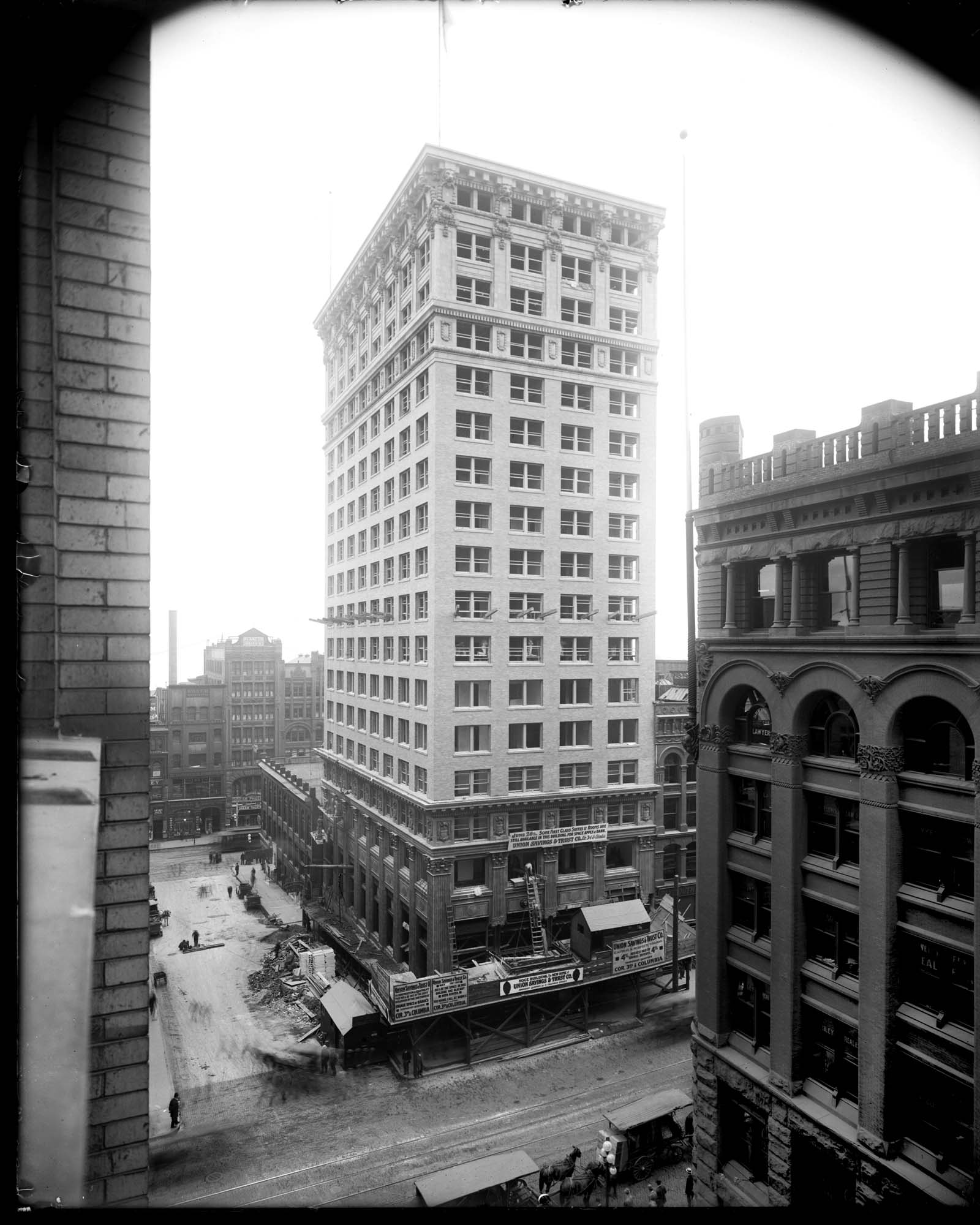 Image of Hoge Building, 1911