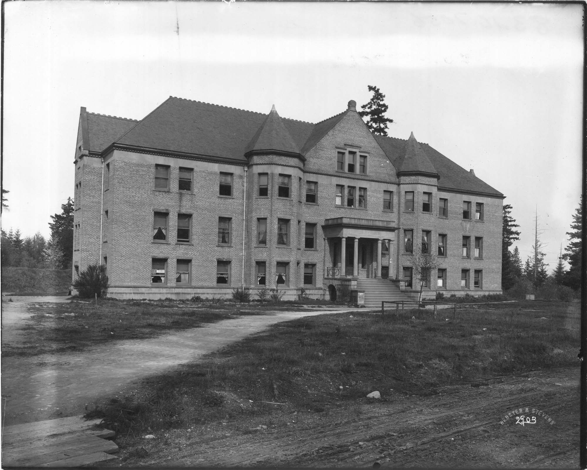 Image of Lewis Hall, University of Washington, Seattle, circa 1905
