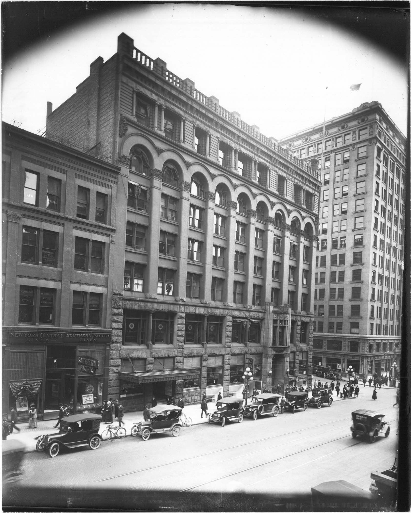 Image of New York Block, Seattle, circa 1918