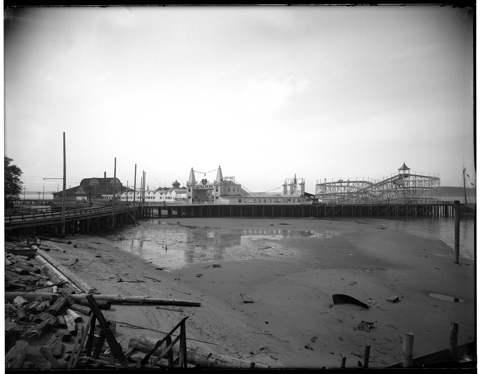 Image of Luna Park, Seattle, 1905