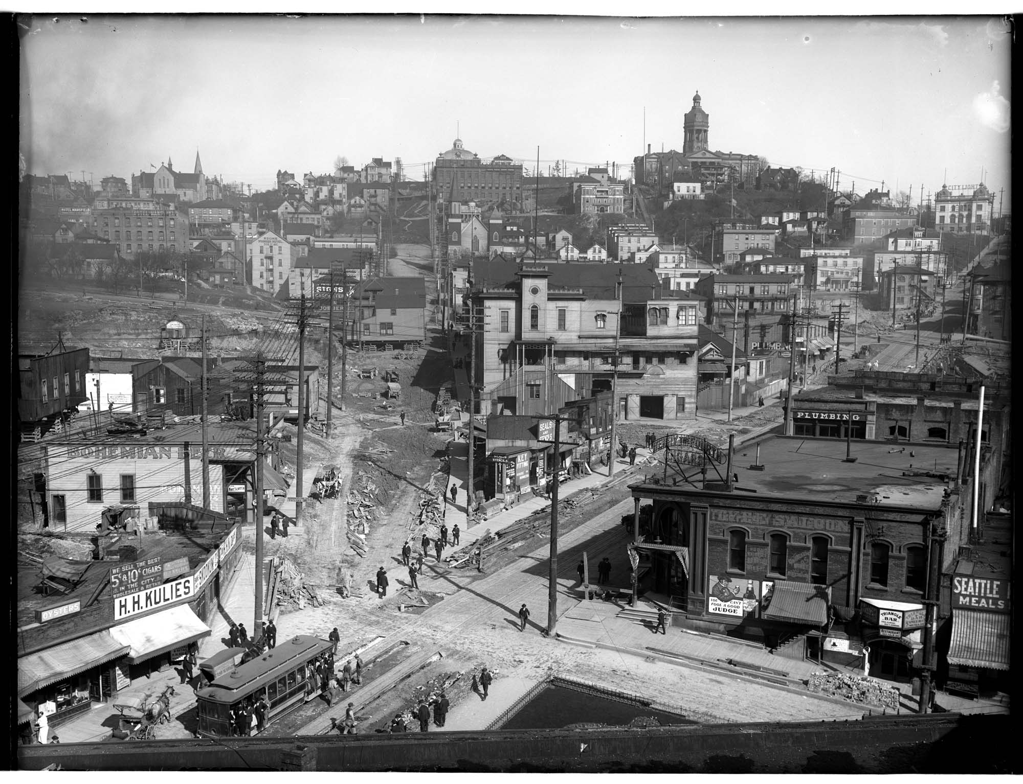 Image of The intersection of Yesler and Jefferson Streets, circa 1906