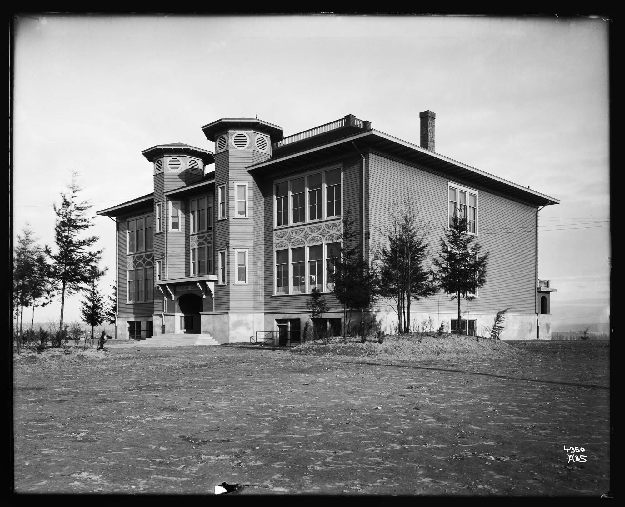 Image of John Hay School, circa 1905