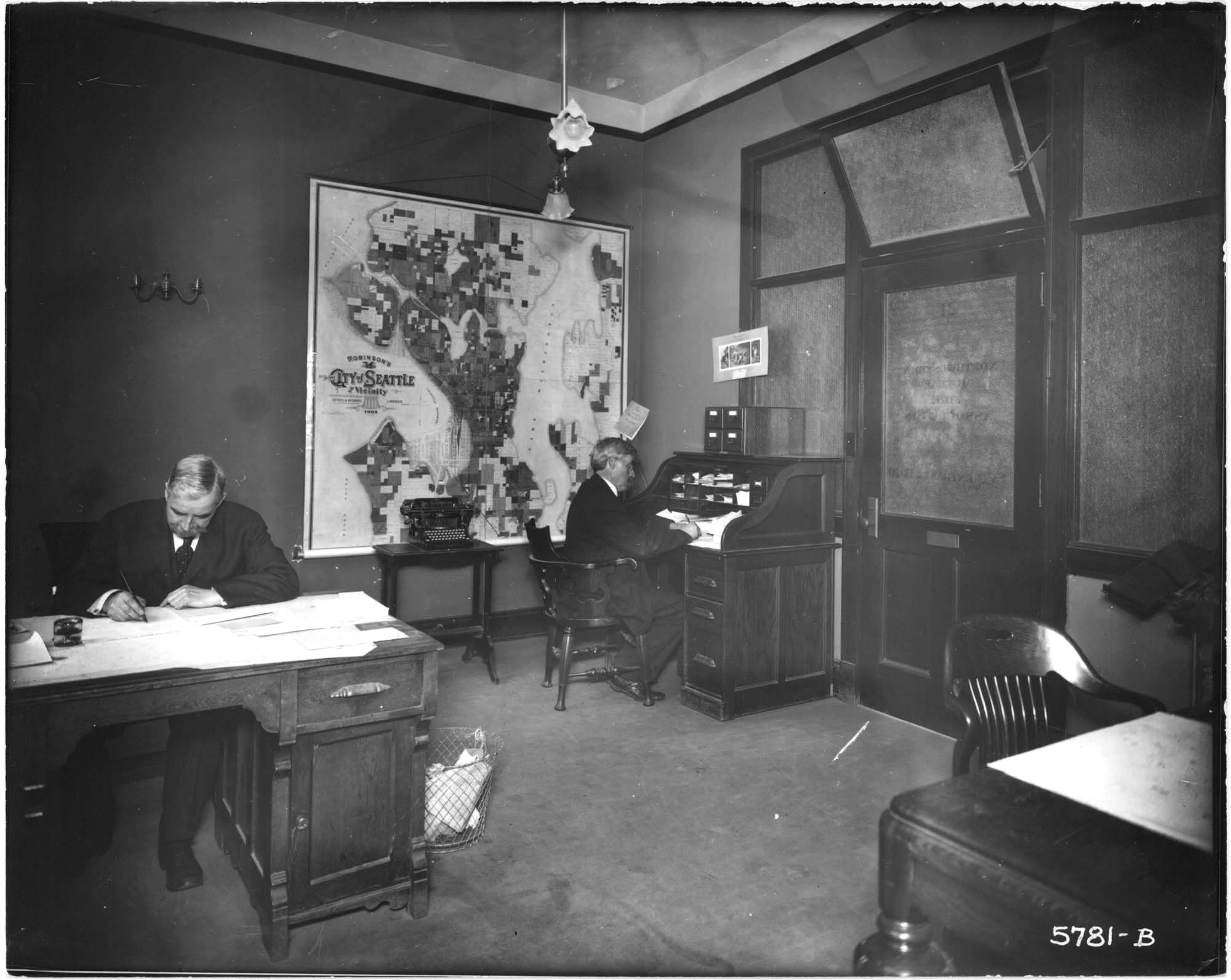 Image of Northwest Mutual Fire Association office, Seattle, 1907