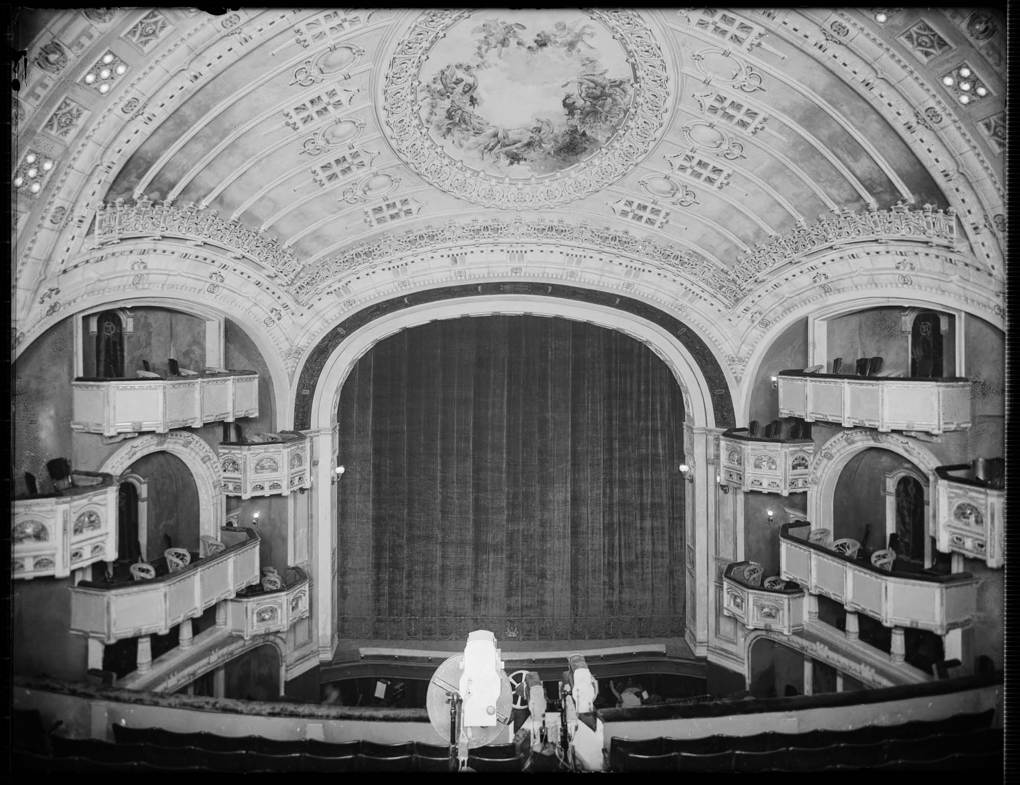 Image of Interior of the Moore Theatre, circa 1910