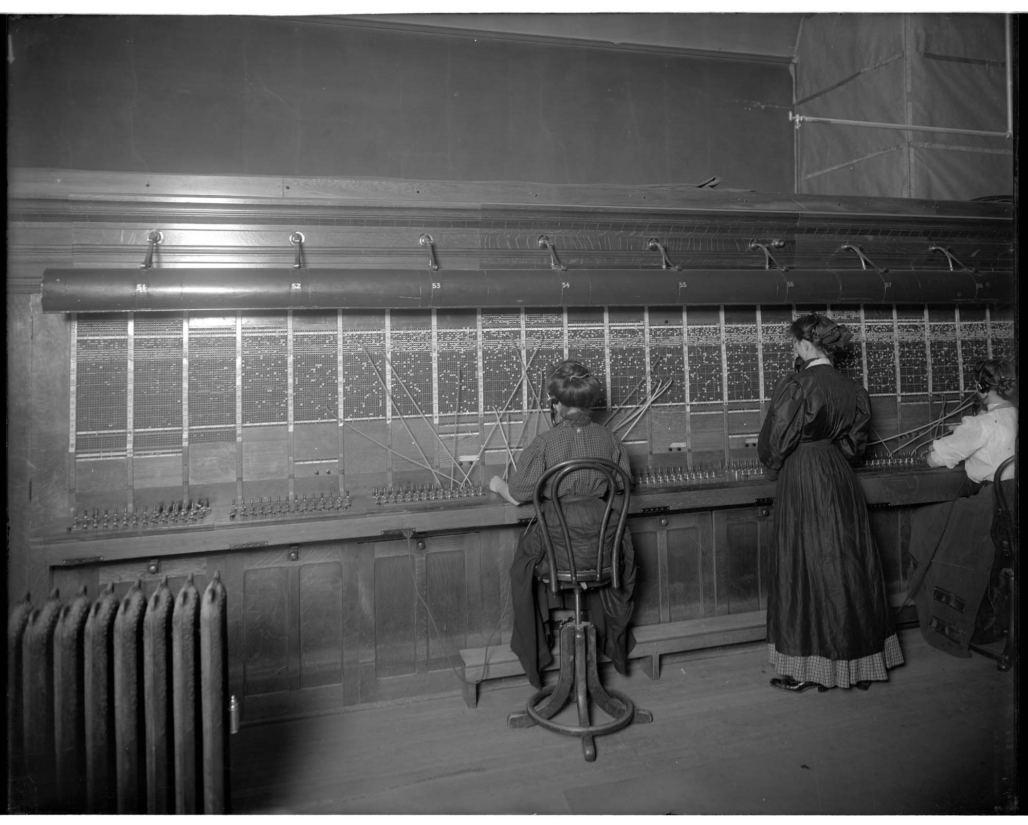 Image of Women at Sunset Telephone switchboard, circa 1905