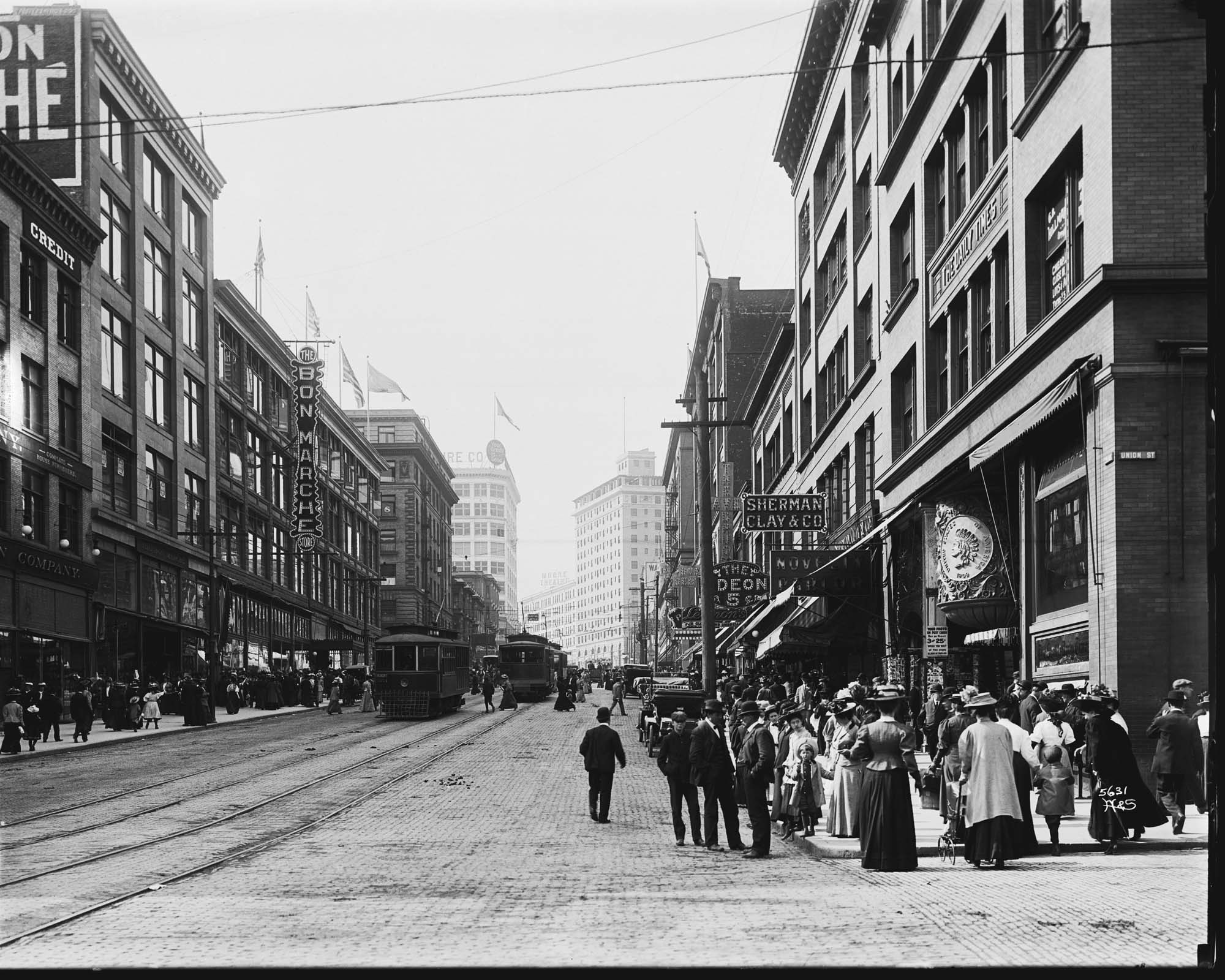 Image of Second Avenue at Union Street, circa 1910