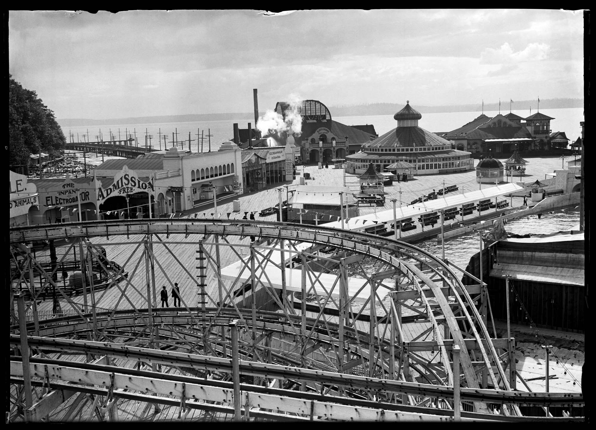 Image of Luna Park, circa 1909