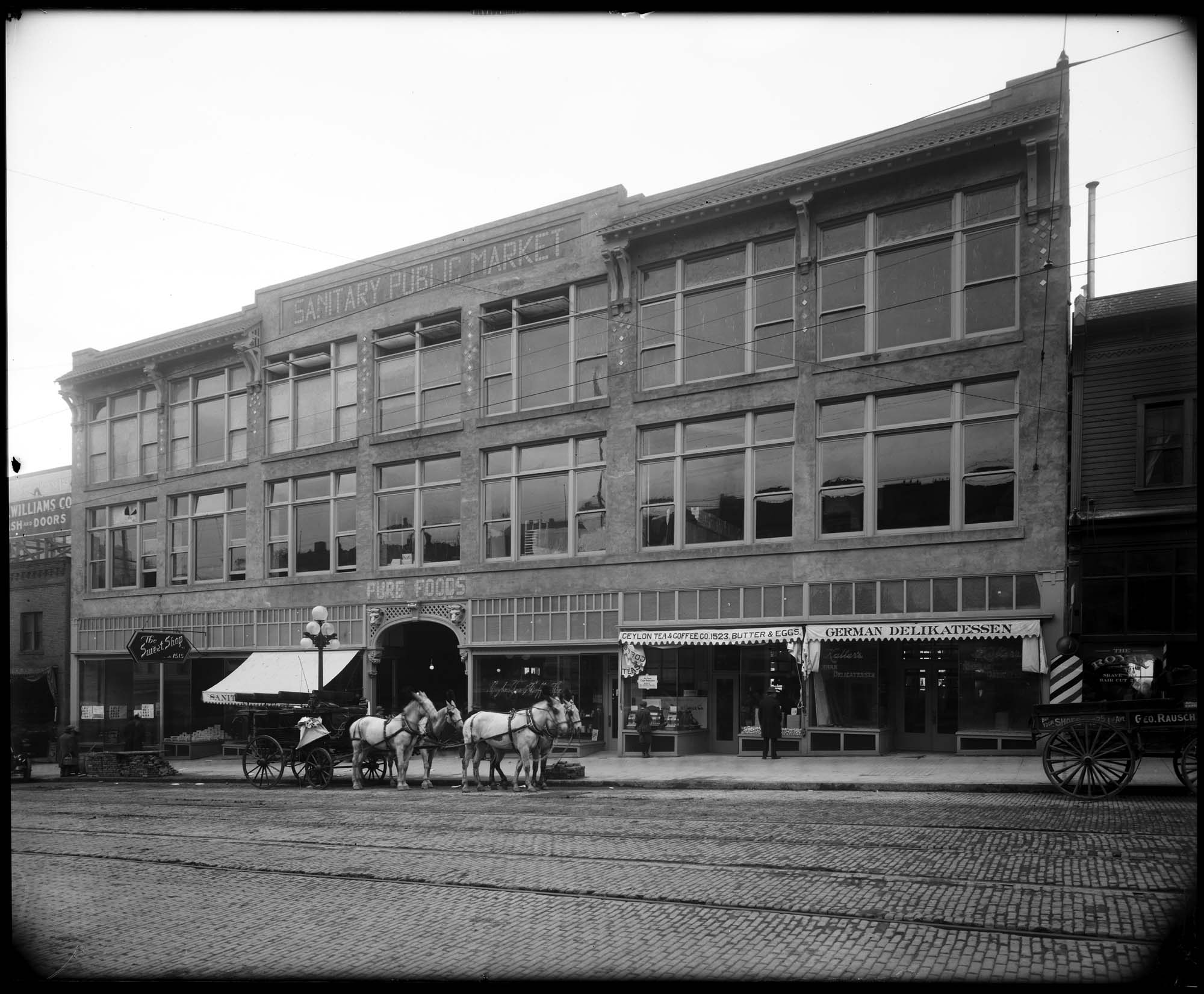 Image of Sanitary Public Market, circa 1910