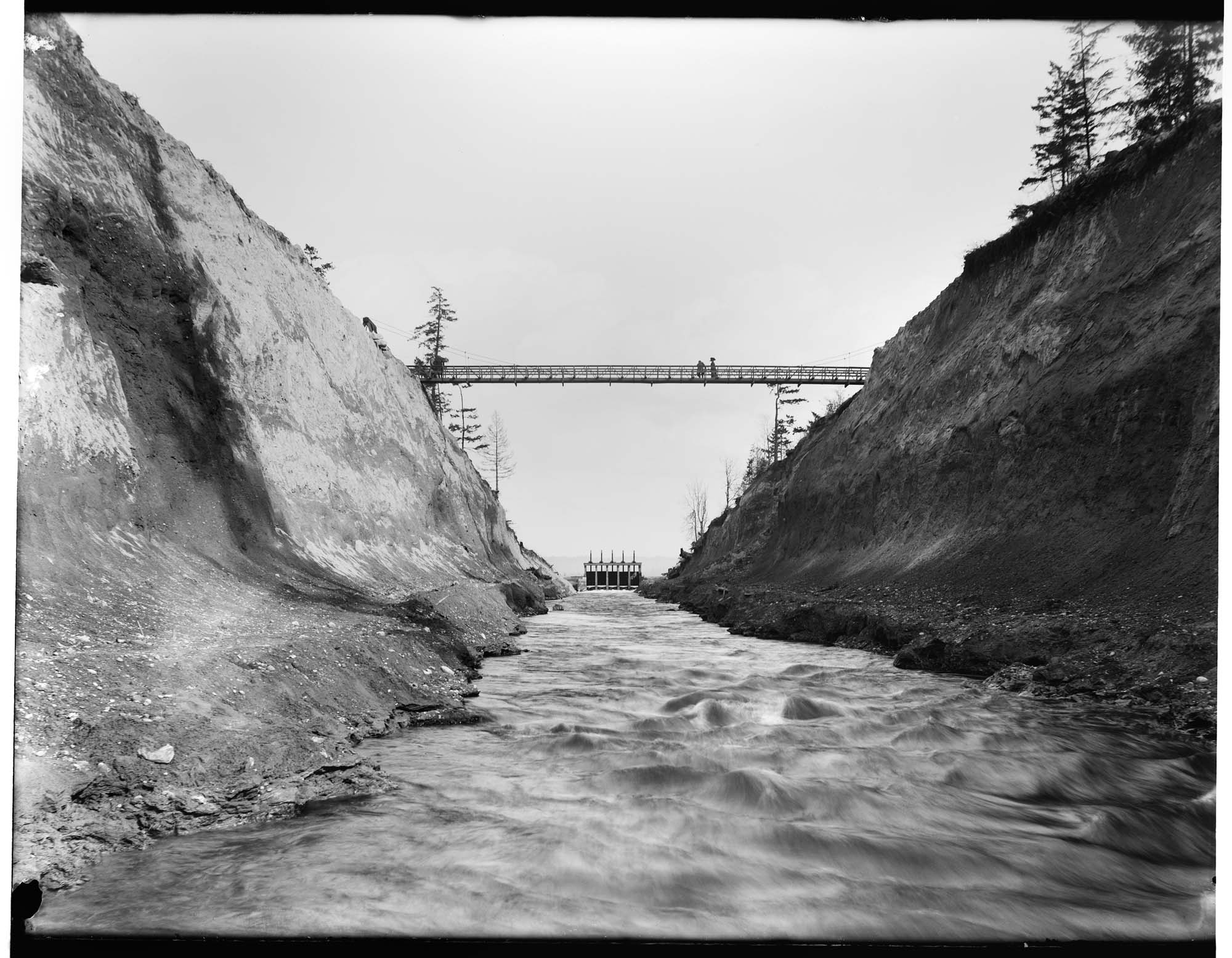 Image of Montlake canal, Seattle, circa 1911