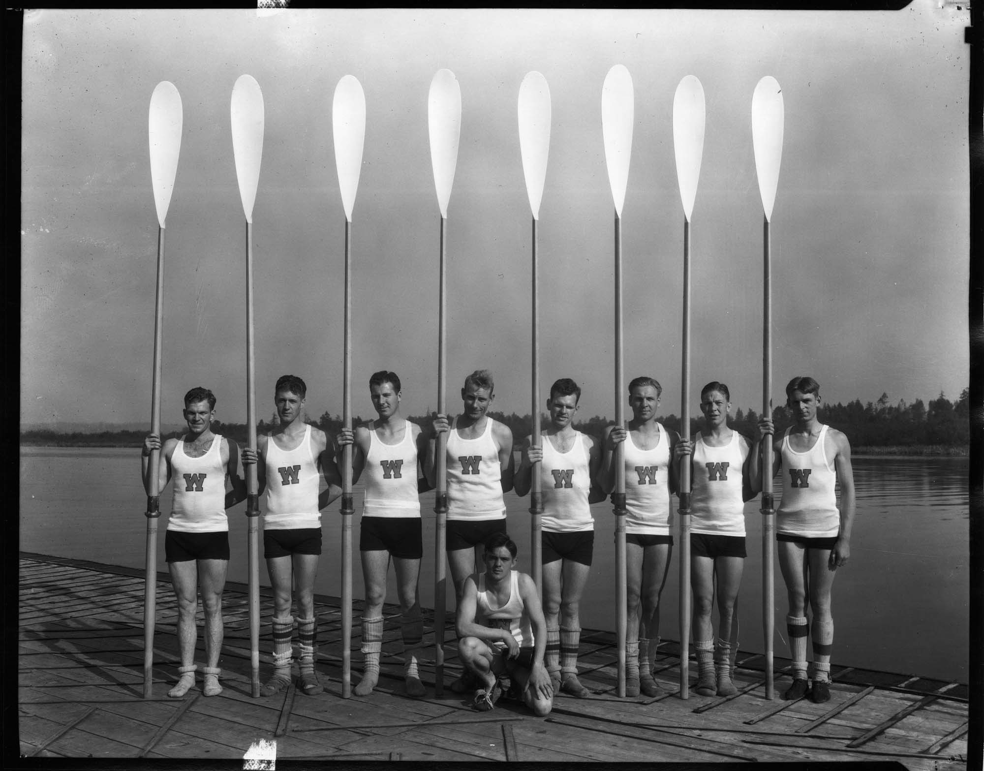Image of University of Washington varsity crew team, Seattle, May 15, 1928
