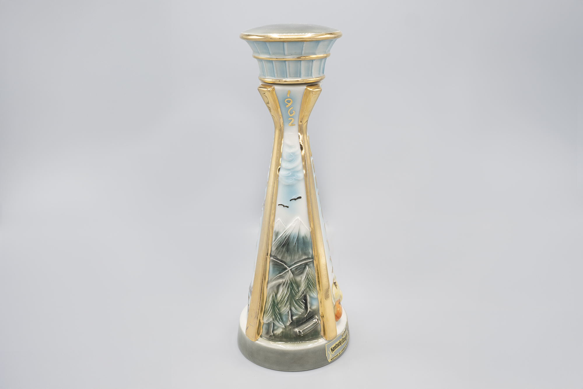 Jim Beam decanter in the shape of the Space Needle, 1962 – Museum
