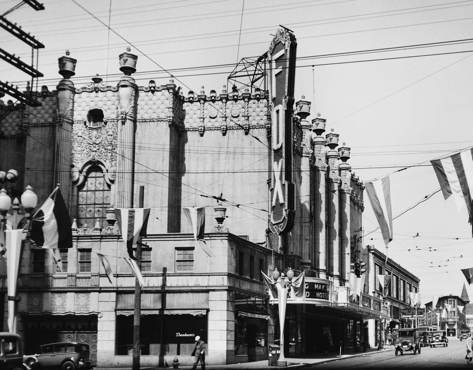 Image of Fox Theatre seen from the intersection of Olive Way and Seventh Avenue, Seattle, 1932