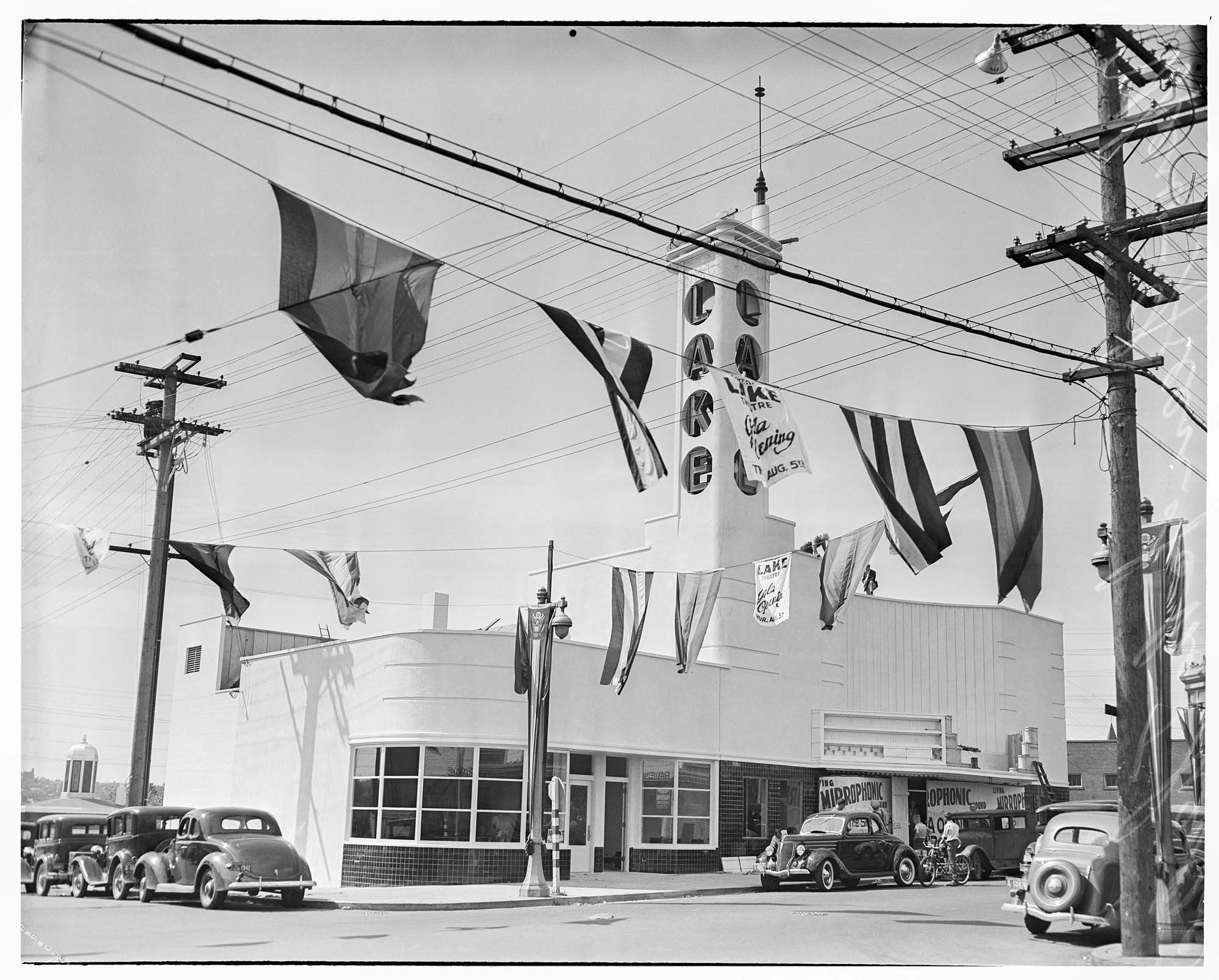 Image of Green Lake Theatre, Seattle, 1937
