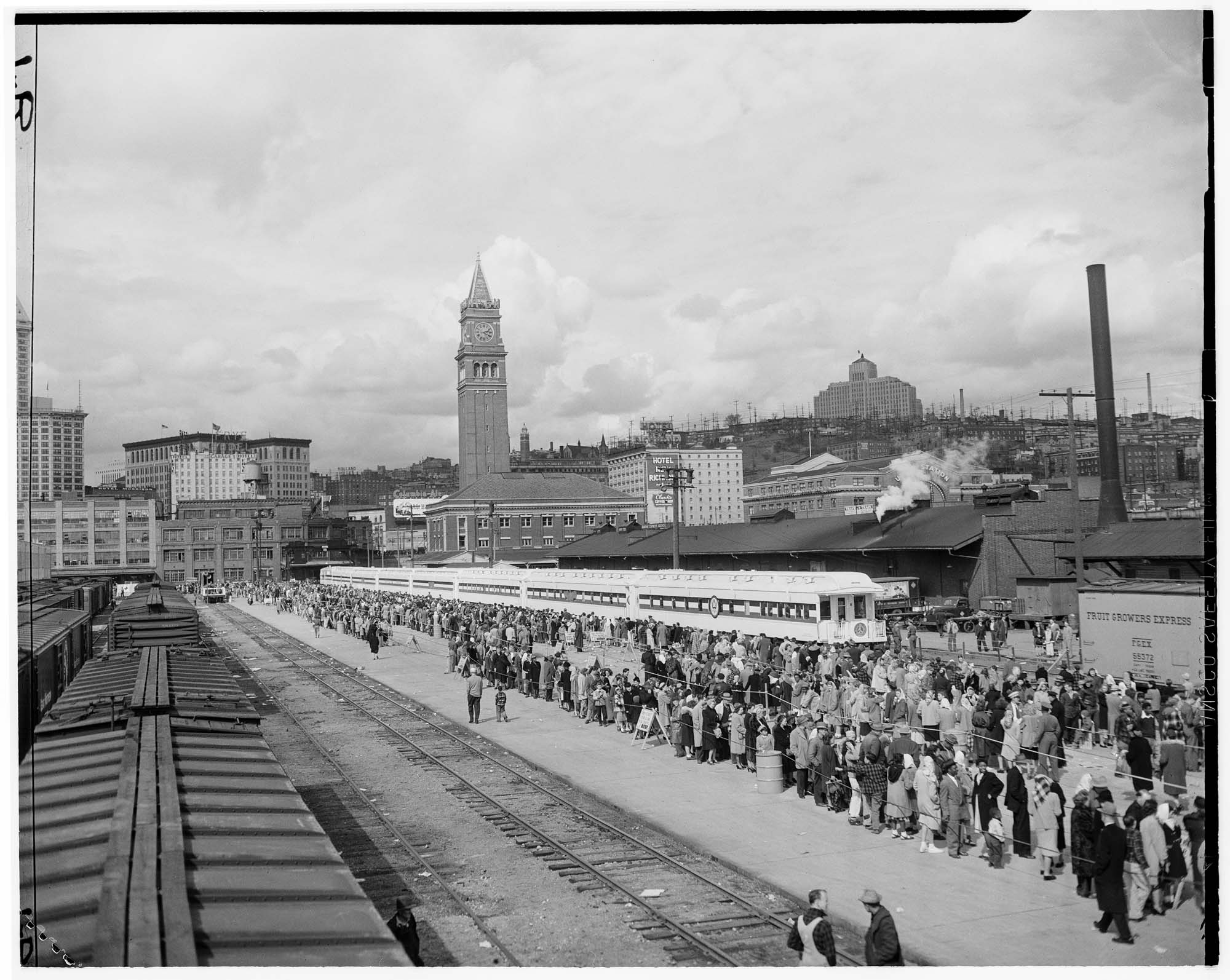 Image of Crowds meeting Freedom Train at King Street Station, Seattle, 1948