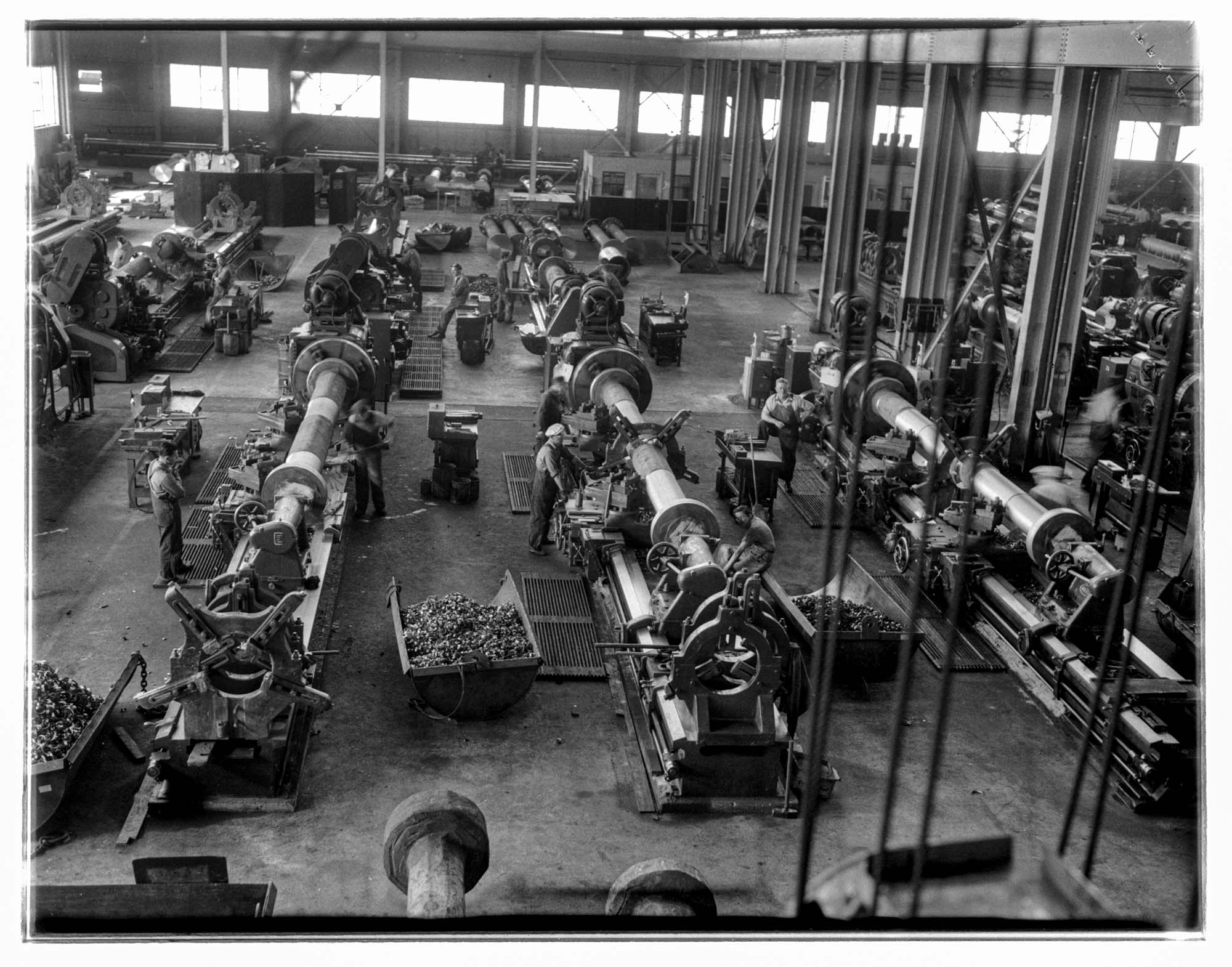 Image of Machine shop, Isaacson Iron Works, Seattle, 1943