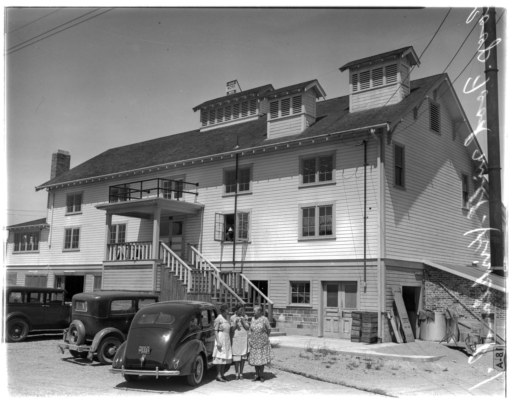 Image of Women workers standing in front of the Kirkland Cooperative Cannery, Kirkland, July 1939