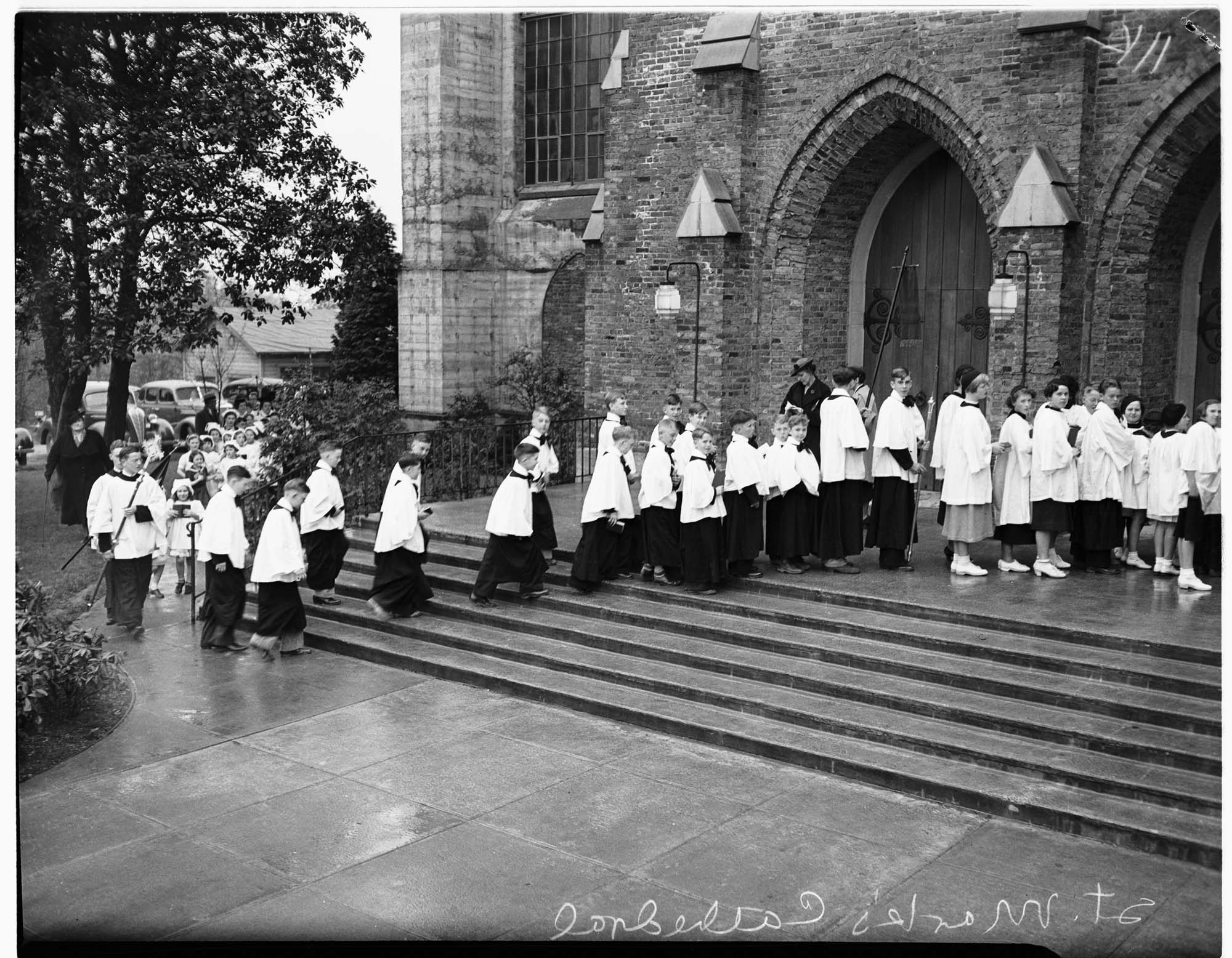 Image of Procession entering St. Mark's Episcopal Cathedral, Seattle, 1937