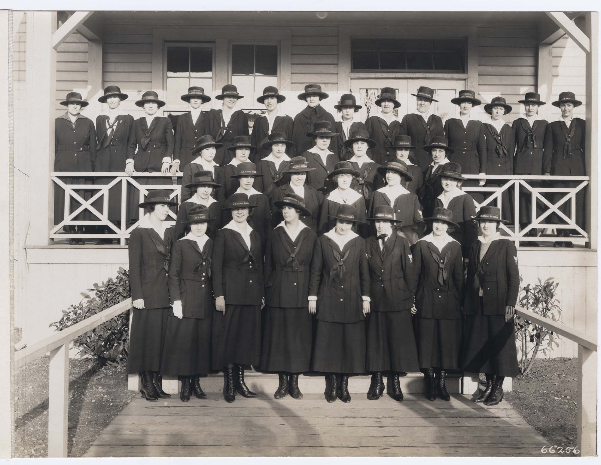 Image of Female yeomen in front of building at the U.S. Naval Training Station, University of Washington, circa 1918