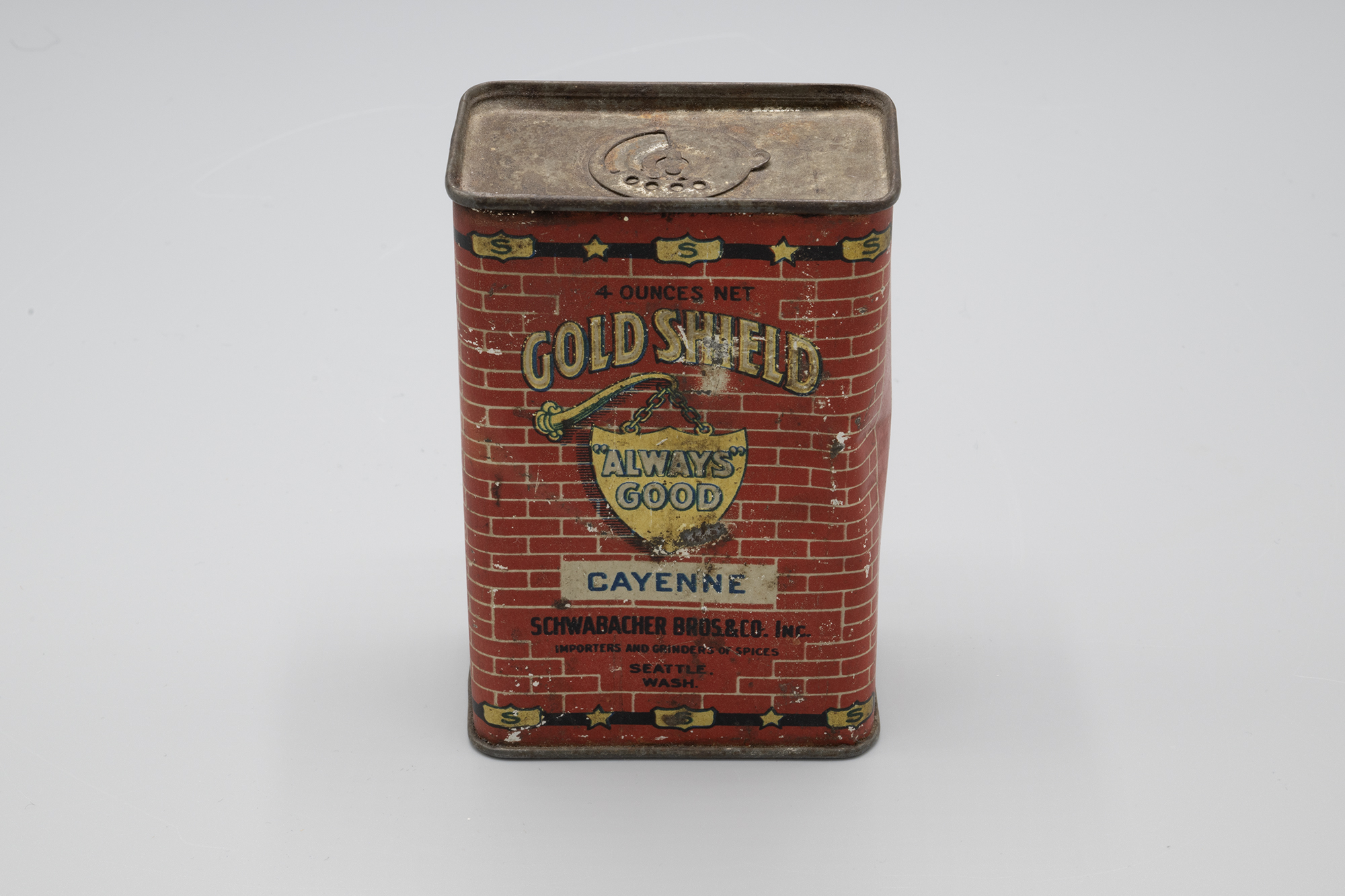 Image of Tin of Gold Shield Cayenne Pepper from Schwabacher Bros. and Company, ca. 1910