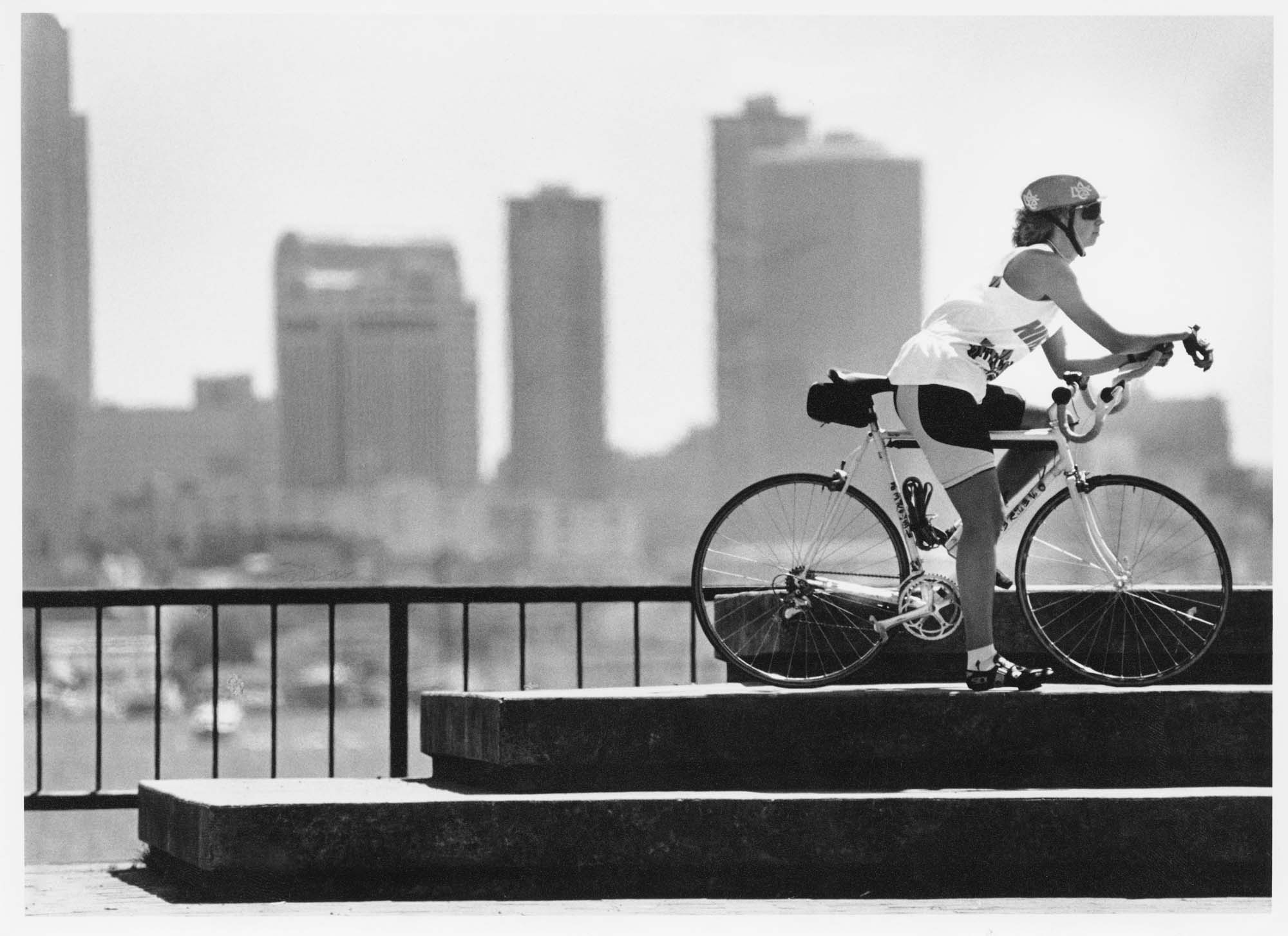 Image of Susan Rice of Kirkland training for the Seattle to Portland (STP) bike ride, Seattle, June 22, 1989