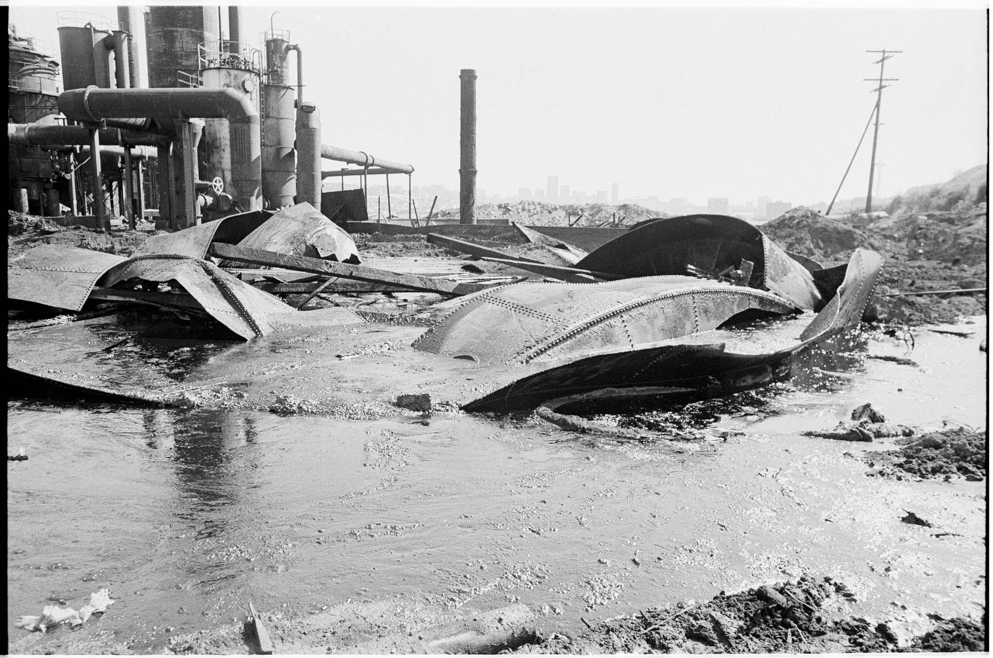 Image of Mud and scrap at the future Gas Works Park site, Seattle, August 25, 1972