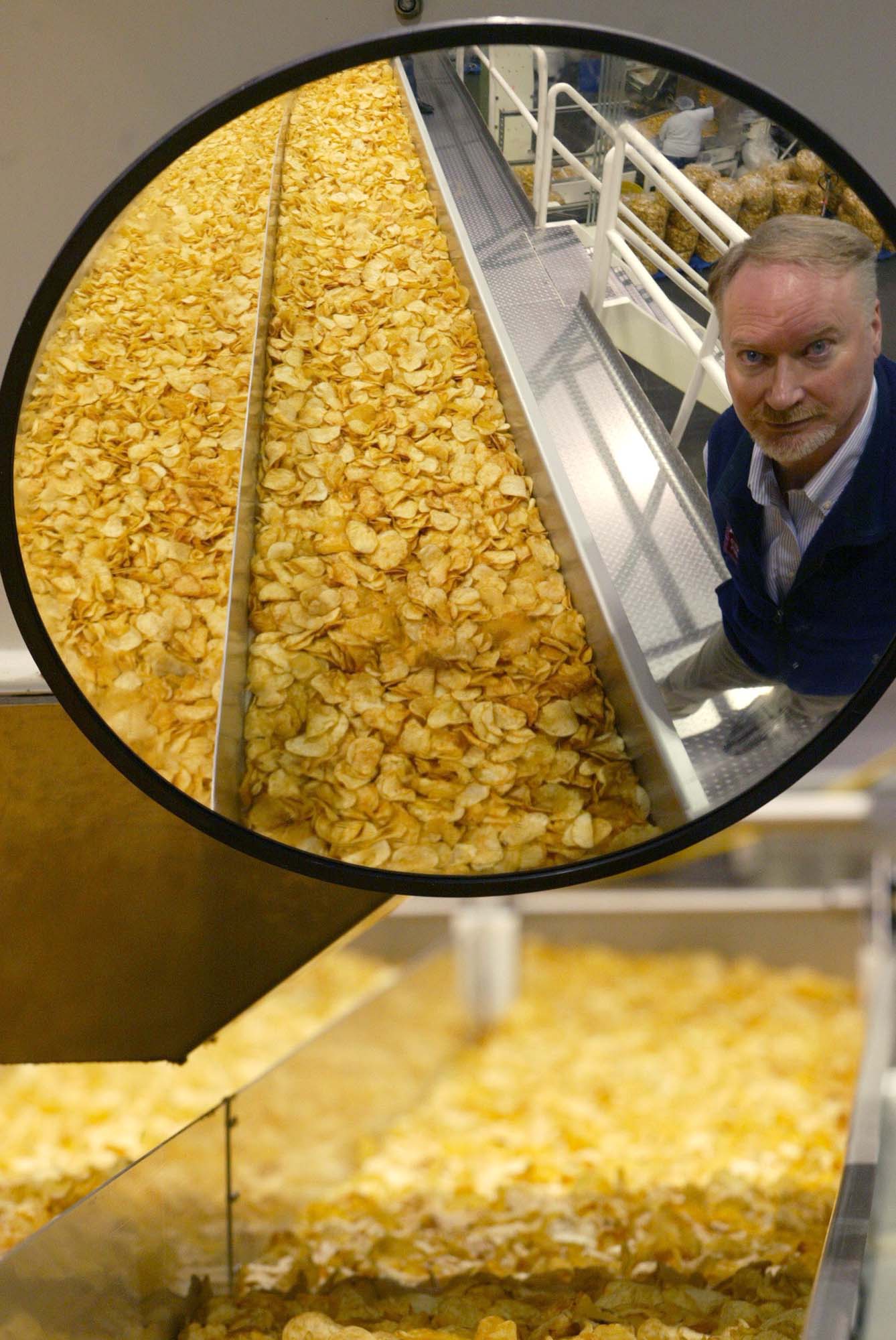 Image of Tim Kennedy at Tim's Cascade factory, Algona, Washington, January 22, 2003